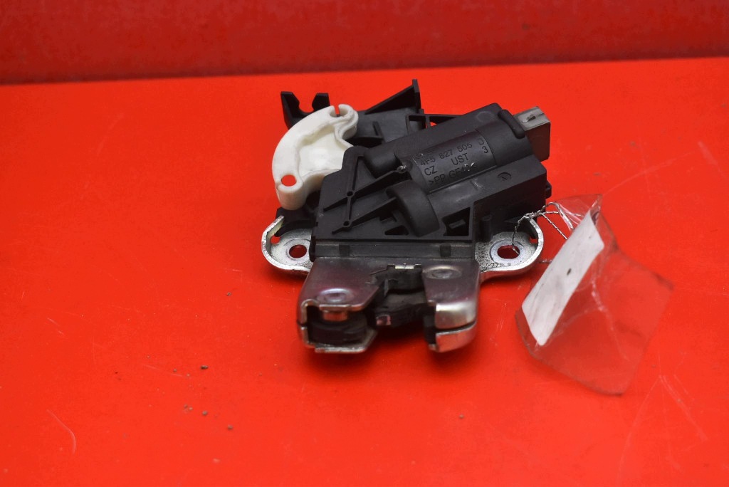 lock bonnet rear part boot 4F5827505D VW JETTA 5 V sedan 05-11
