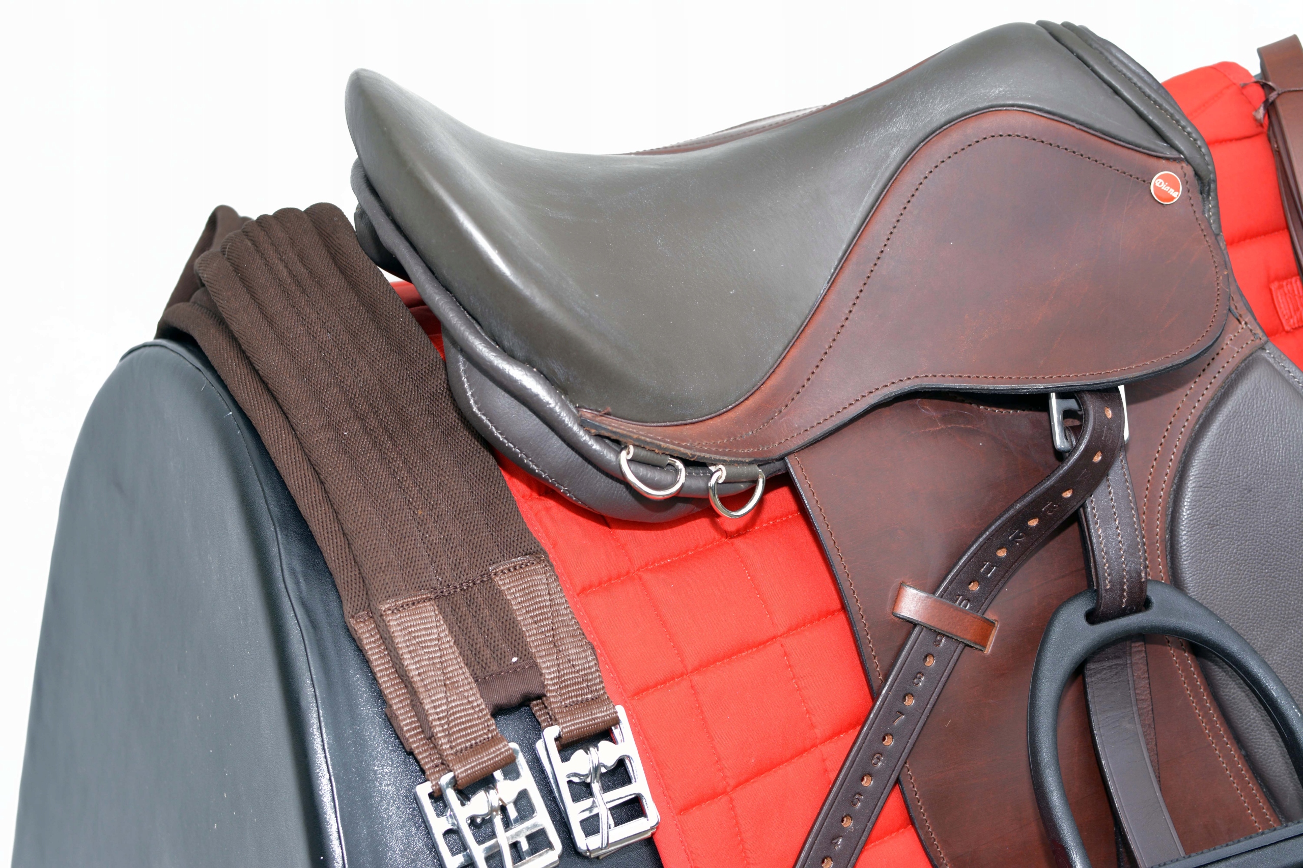 SIODŁO WSZECHSTRONNE SKÓRZANE 14C KOMPLETNE - KUC Kolor dominujący czarny