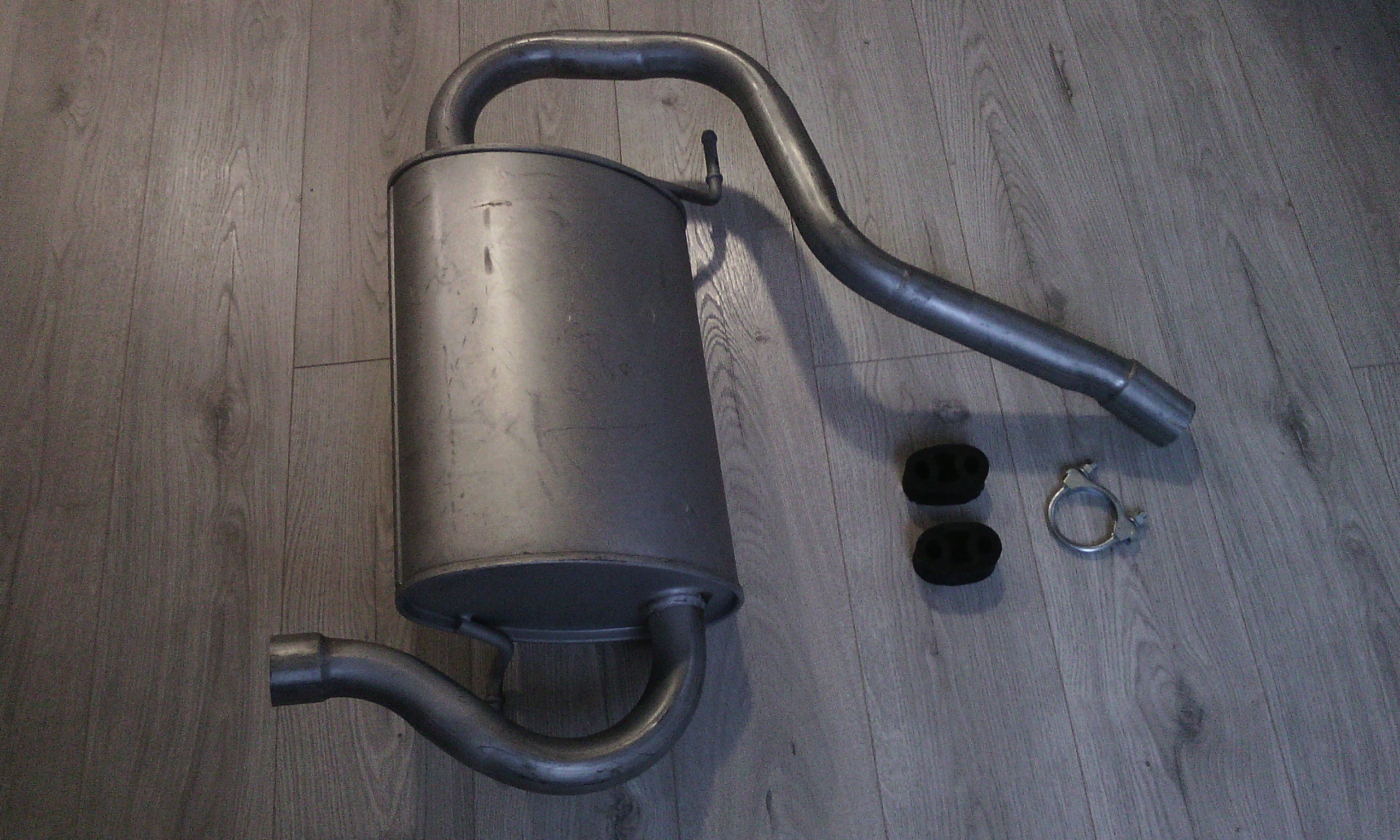 DACIA DUSTER 1.5 dCi TŁUMIK KOŃCOWY + DODATKI Producent części Inny