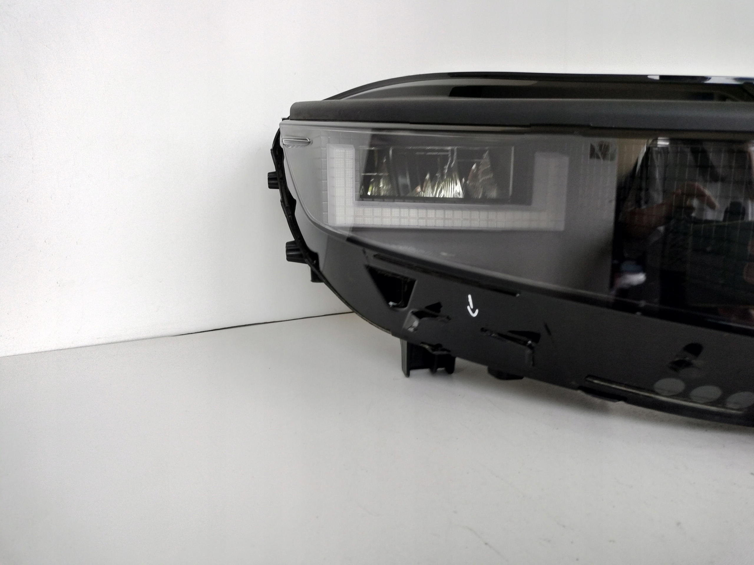 light right REFLEKTOR HYUNDAI IONIQ 5 21- FULL LED