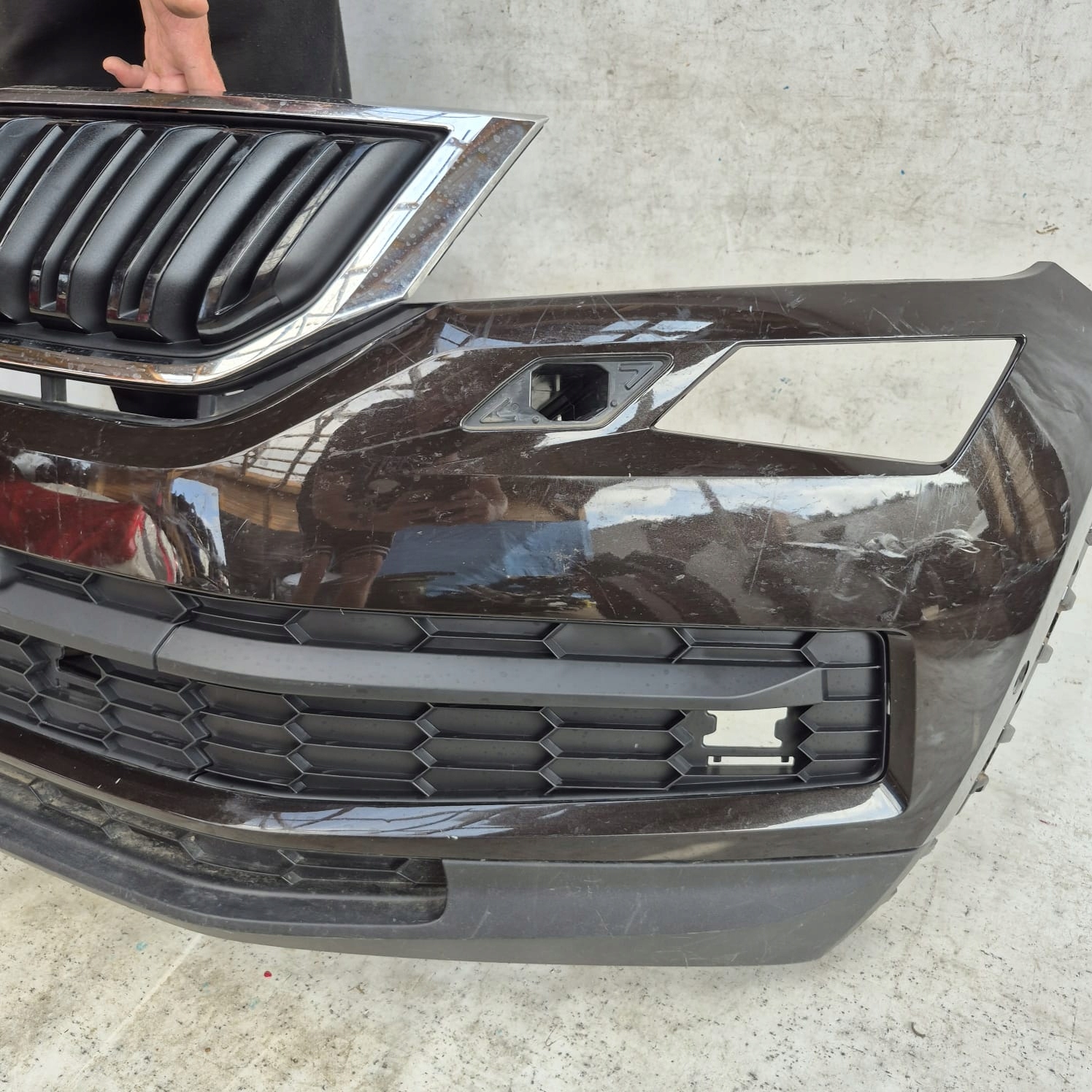 SKODA KODIAQ 565 17- bumper front front 6PDC SPR