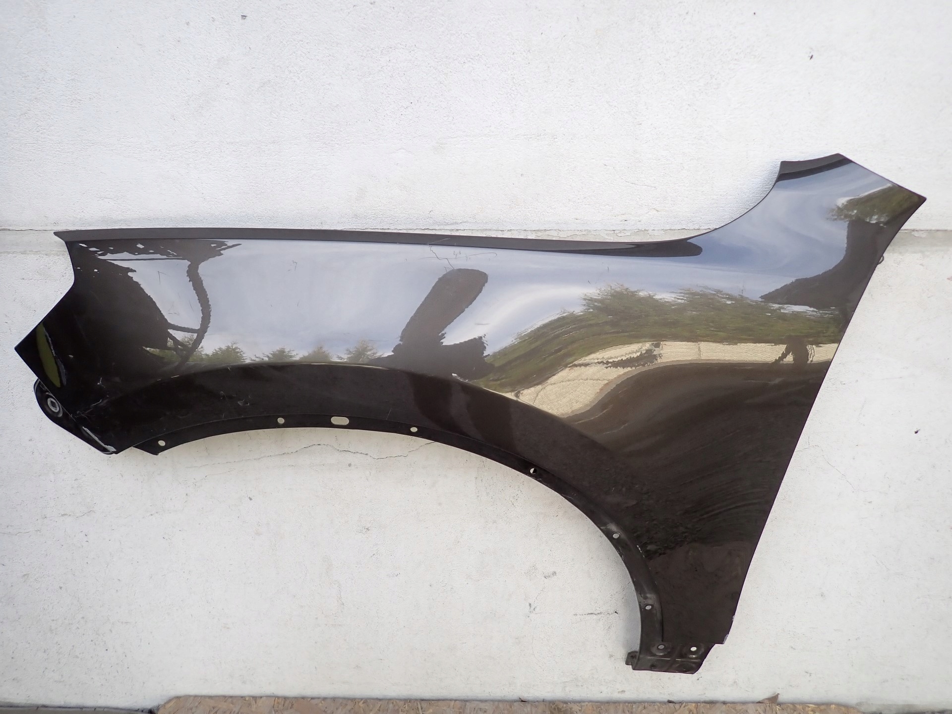 BŁOTNIK LEWY PRZÓD PRZEDNI VW VOLKSWAGEN TOUAREG 2 II 7P 10-18R 7P6821105E