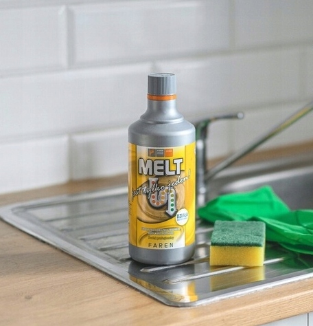 ŚRODEK PŁYN DO UDRAŻNIANIA RUR KANALIZACJI MELT x 1 szt 0,75L Postać płyn