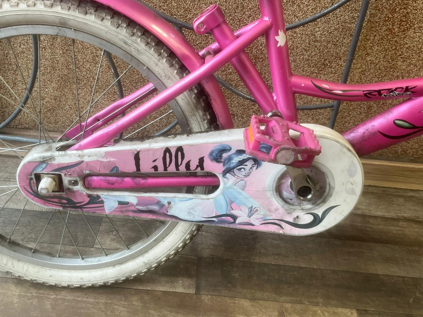 ДИТЯЧИЙ ВЕЛОСИПЕД LILLY ROCK 20