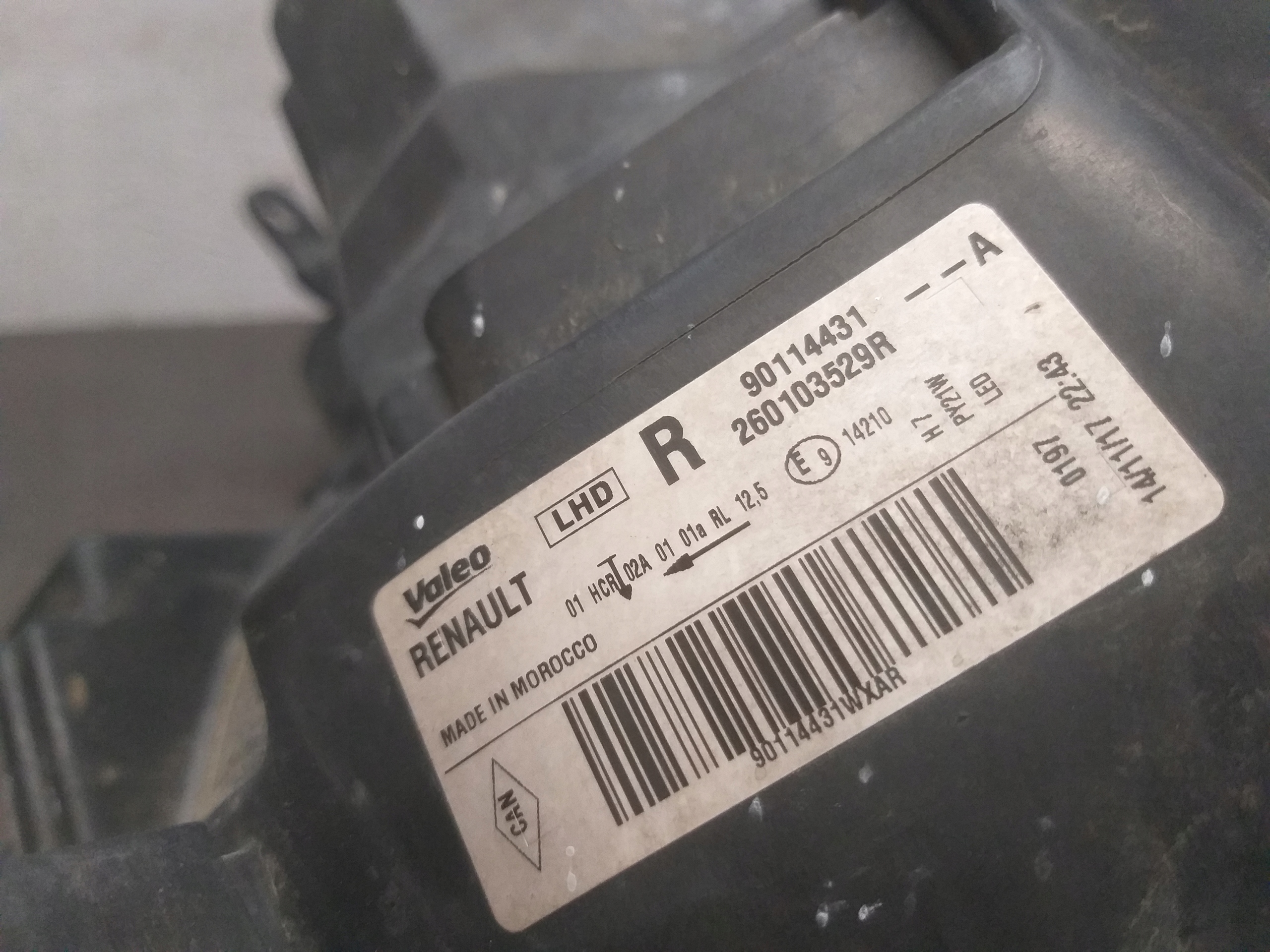 LIGHT FRONT RIGHT DACIA SANDERO II 2 LIFT 15- 260103529R