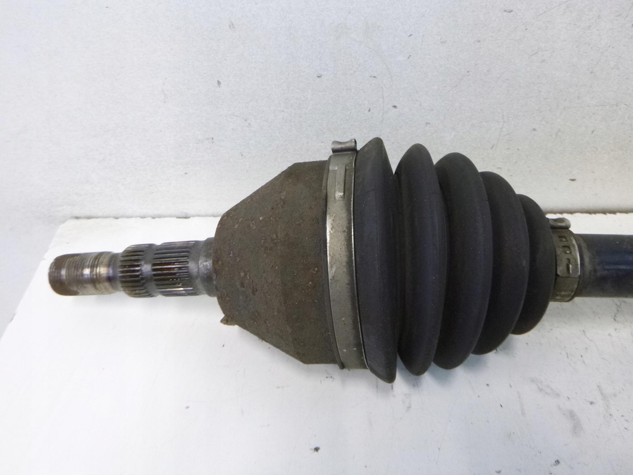 semi-axis left Opel Astra H Lift 1.9CDTi 2008r.