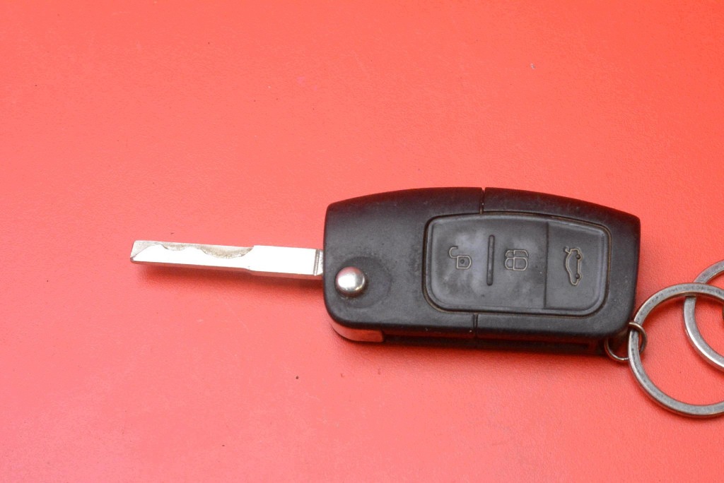 ignition key 3M51-3F880-AD FORD S-MAX MK1 2.0 TDCI 143 KM 06-10