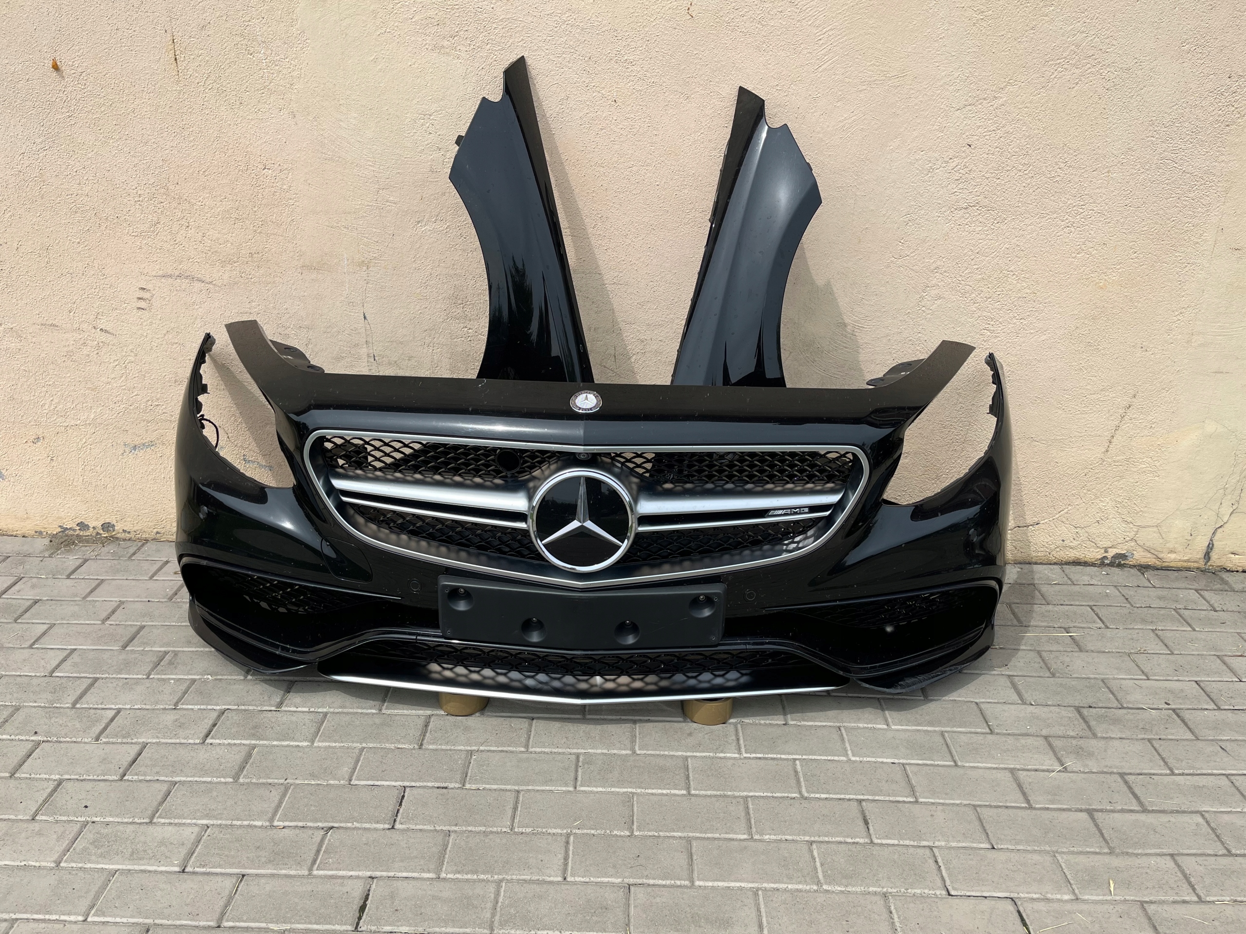 ZDERZAK MERCEDES S W217 217 COUPE 6.3 63 AMG