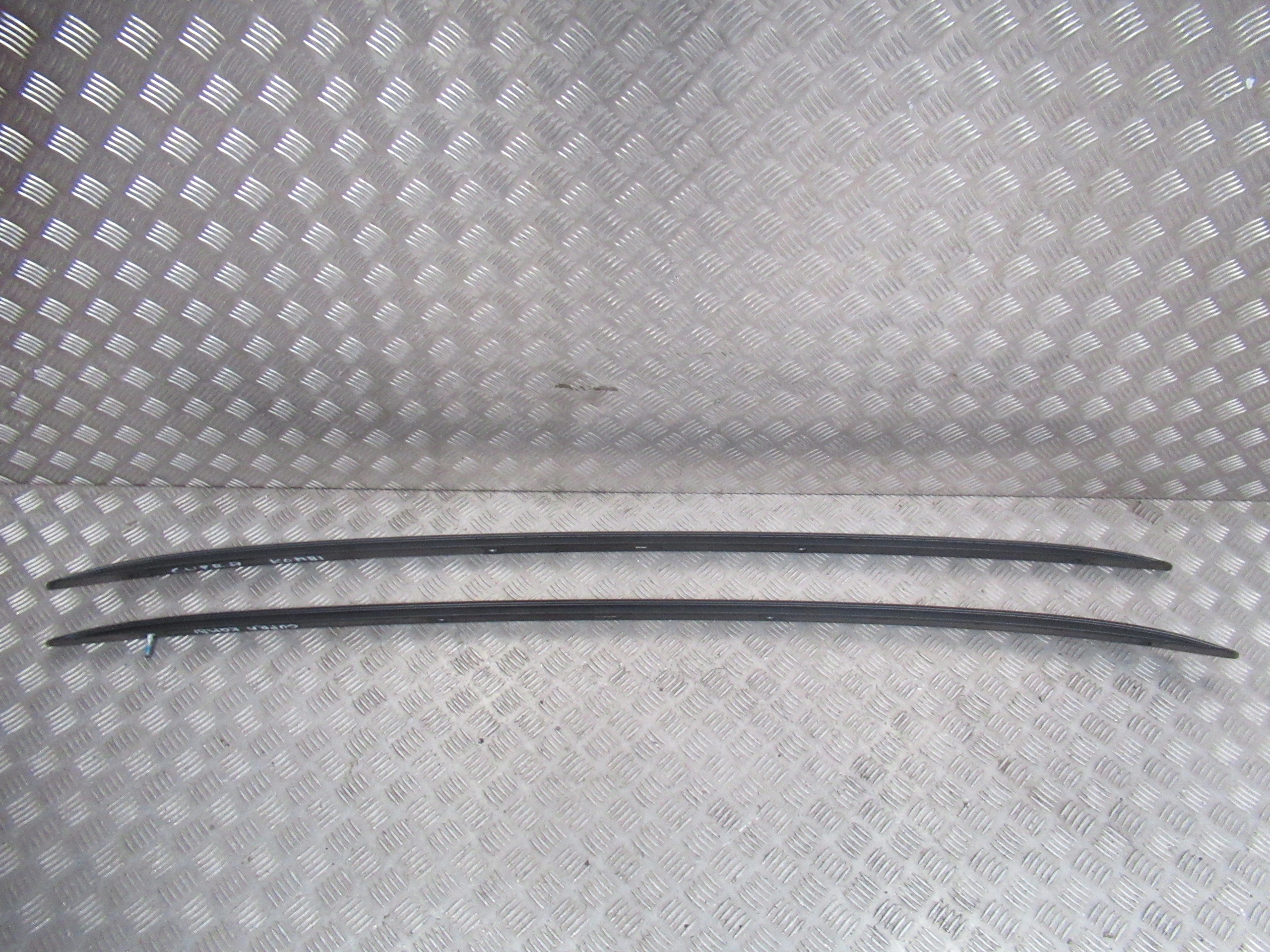 SEAT LEON CUPRA KOMBI RELINGI CZARNE KOMPLET