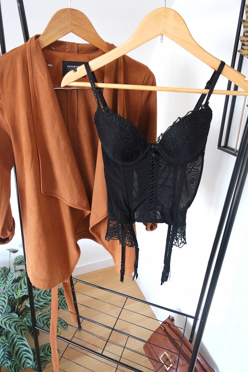 czarny gorset damski haftowany stylowy 75 B basic