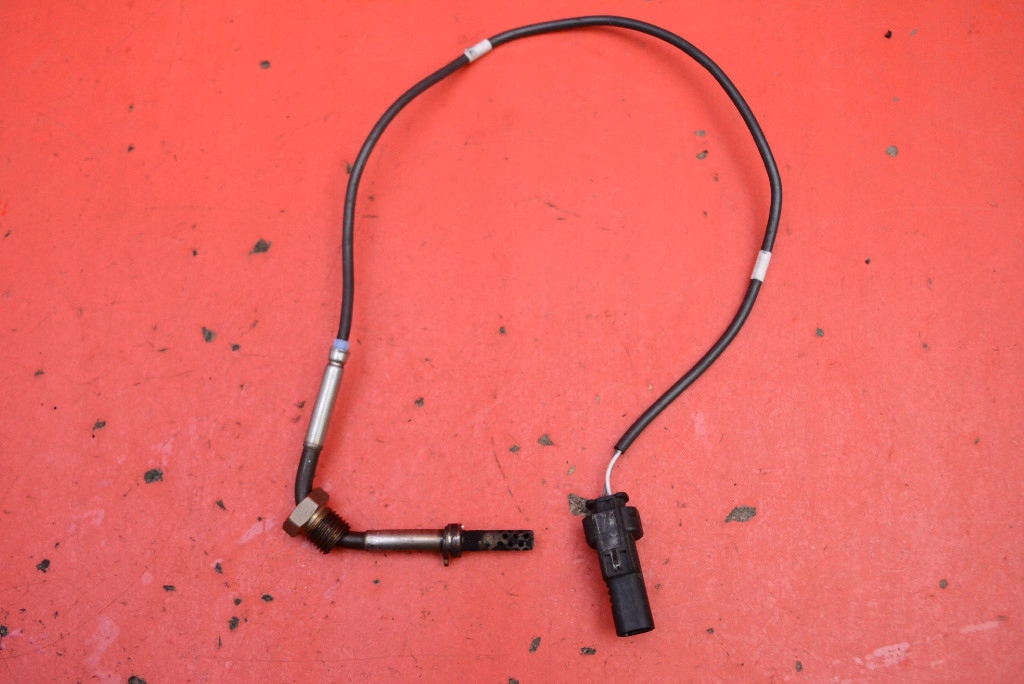 Sensor TEMPERATURY Gase 55495557 OPEL CORSA E 1.3 CDTI 95 KM 14-20