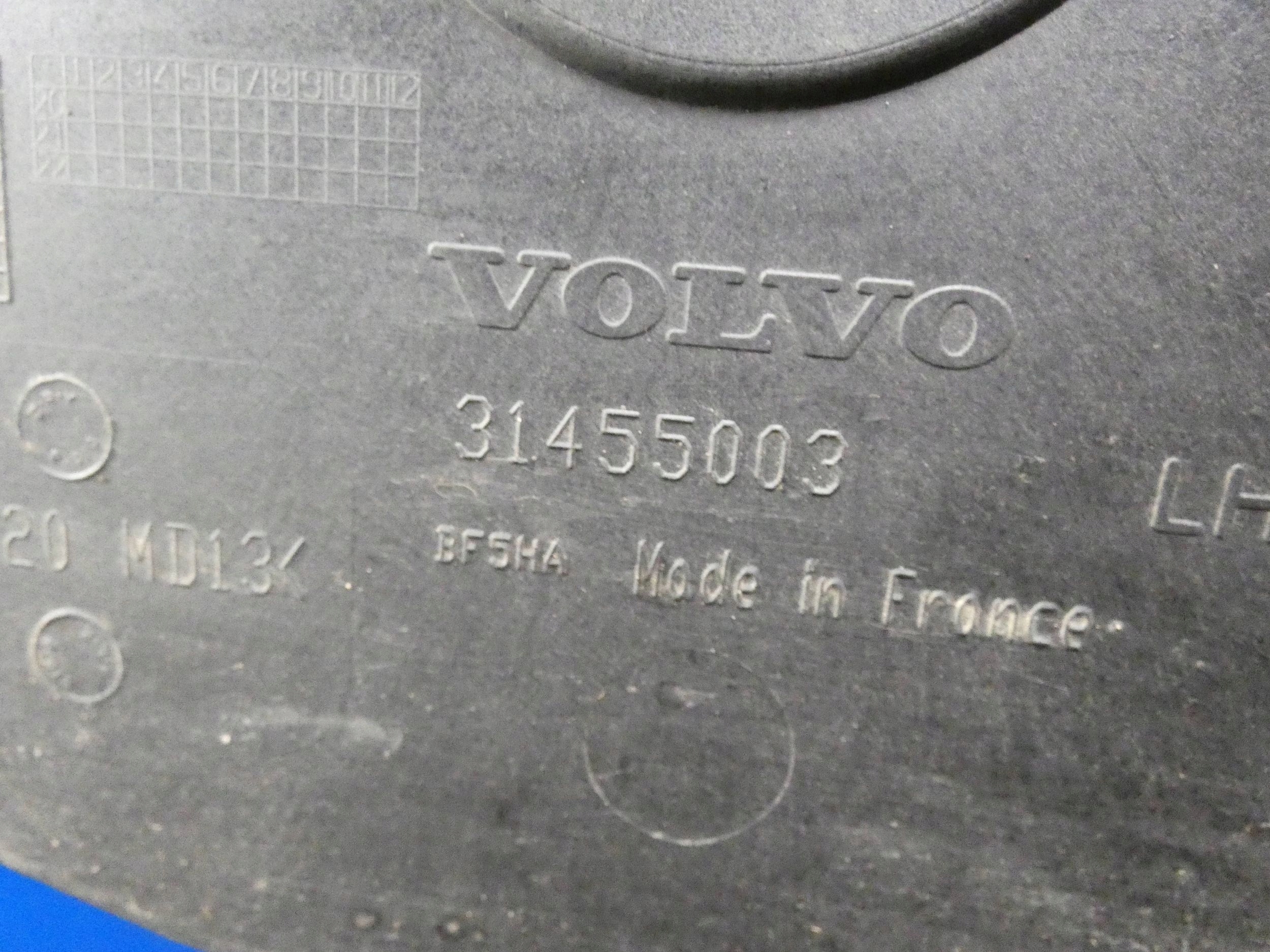 VOLVO XC90 II cover lower chassis left