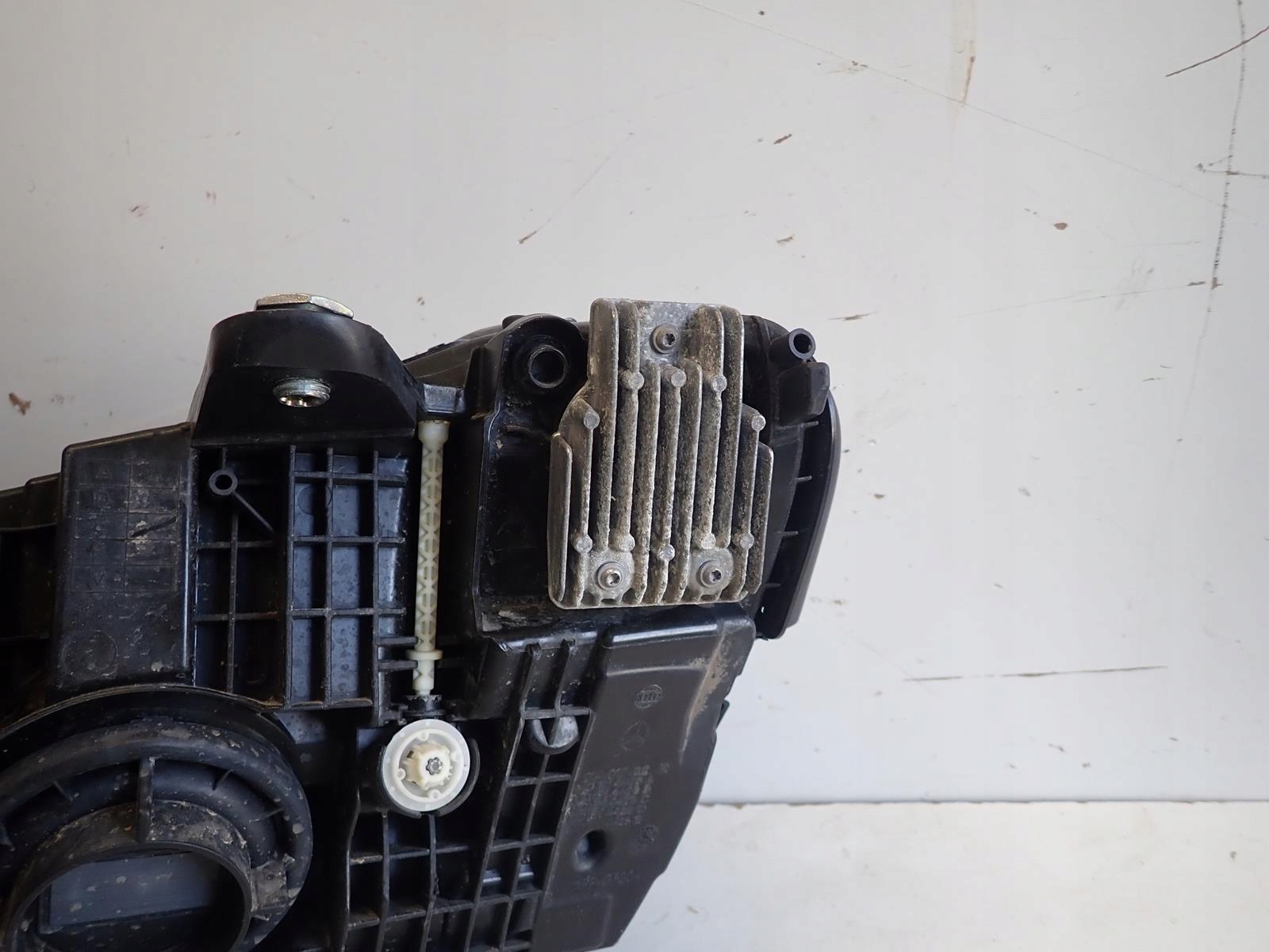 light right MERCEDES C-KLASA W205 LIFT 18 FULL LED