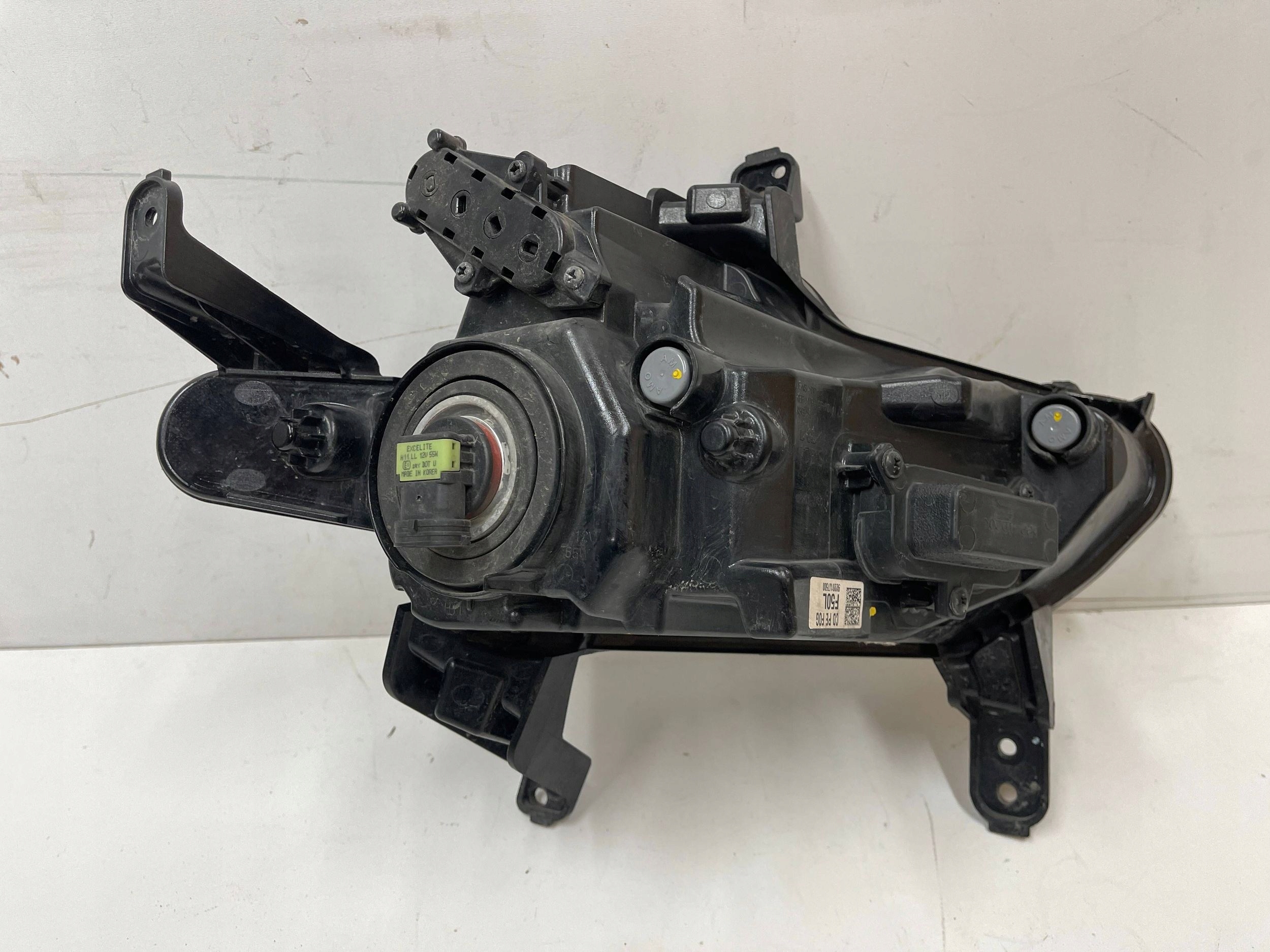 fog light front front left KIA Ceed 3 III LIFT 21- 92201J7500