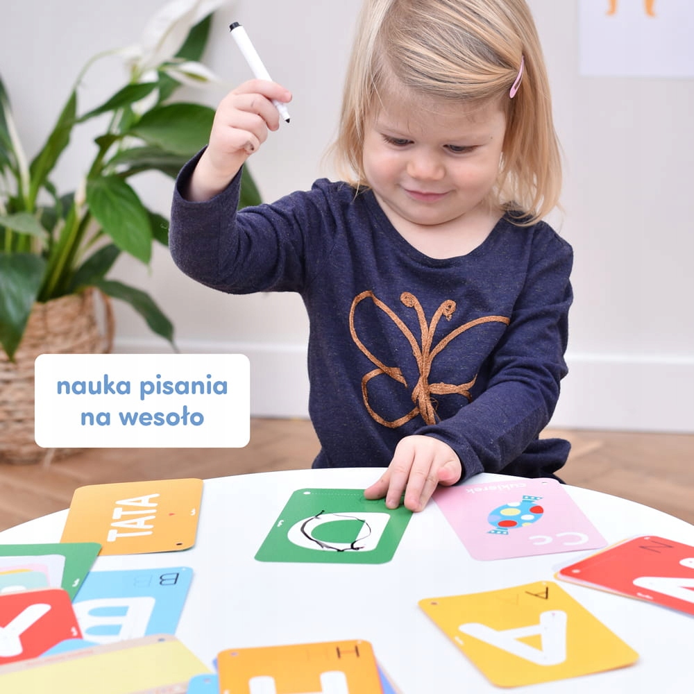 Zabawy edukacyjne z pisakiem Poznaję Litery CzuCzu Język publikacji polski