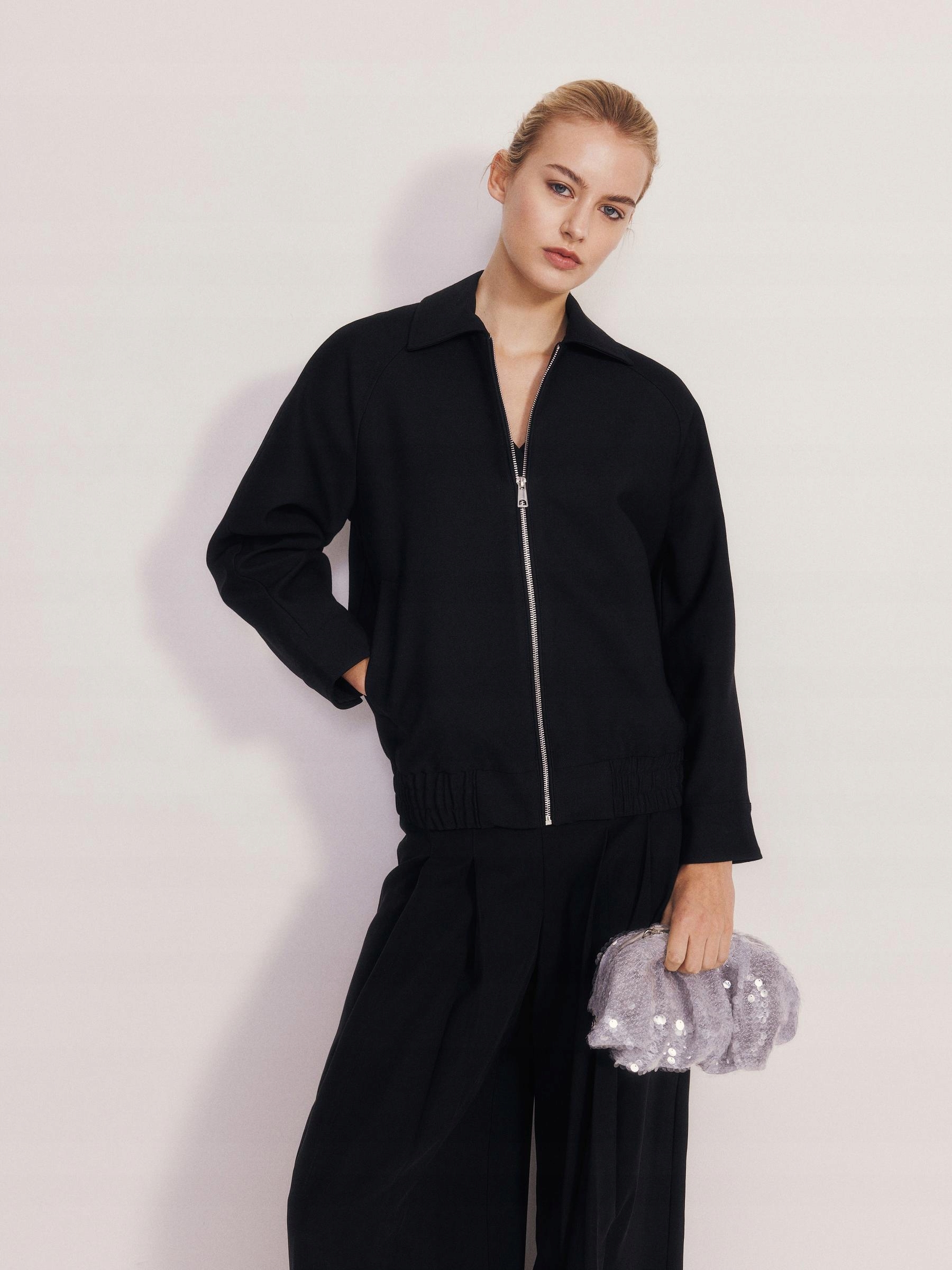 Černá Bomber S Límečkem Reserved S