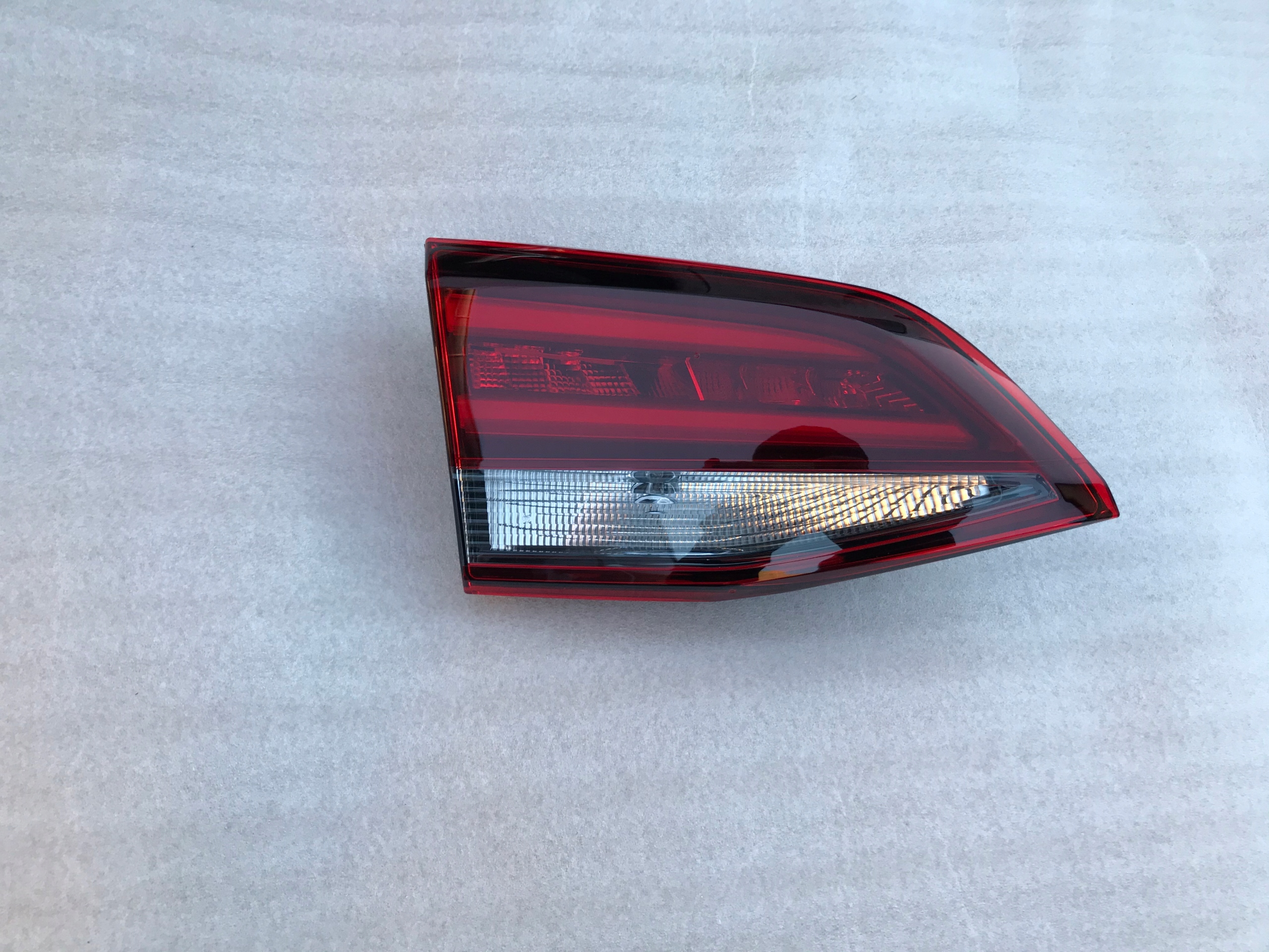 opel oe 39032040 фонарь