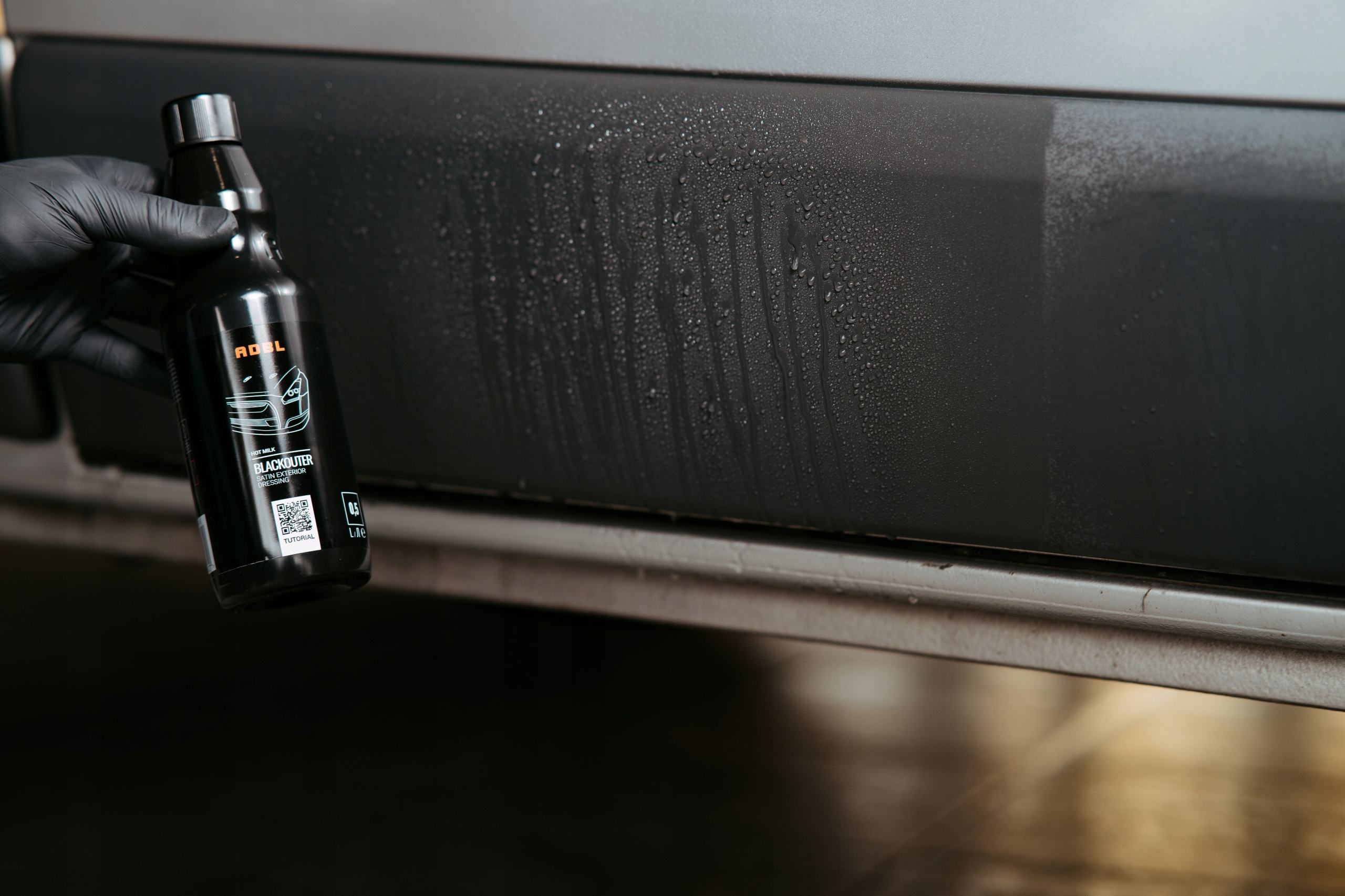 ZESTAW ADBL BLACKOUTER DRESSING CZERNIDŁO DO ZDERZAKÓW RENOWACJA PLASTIKÓW EAN (GTIN) 5905261972033