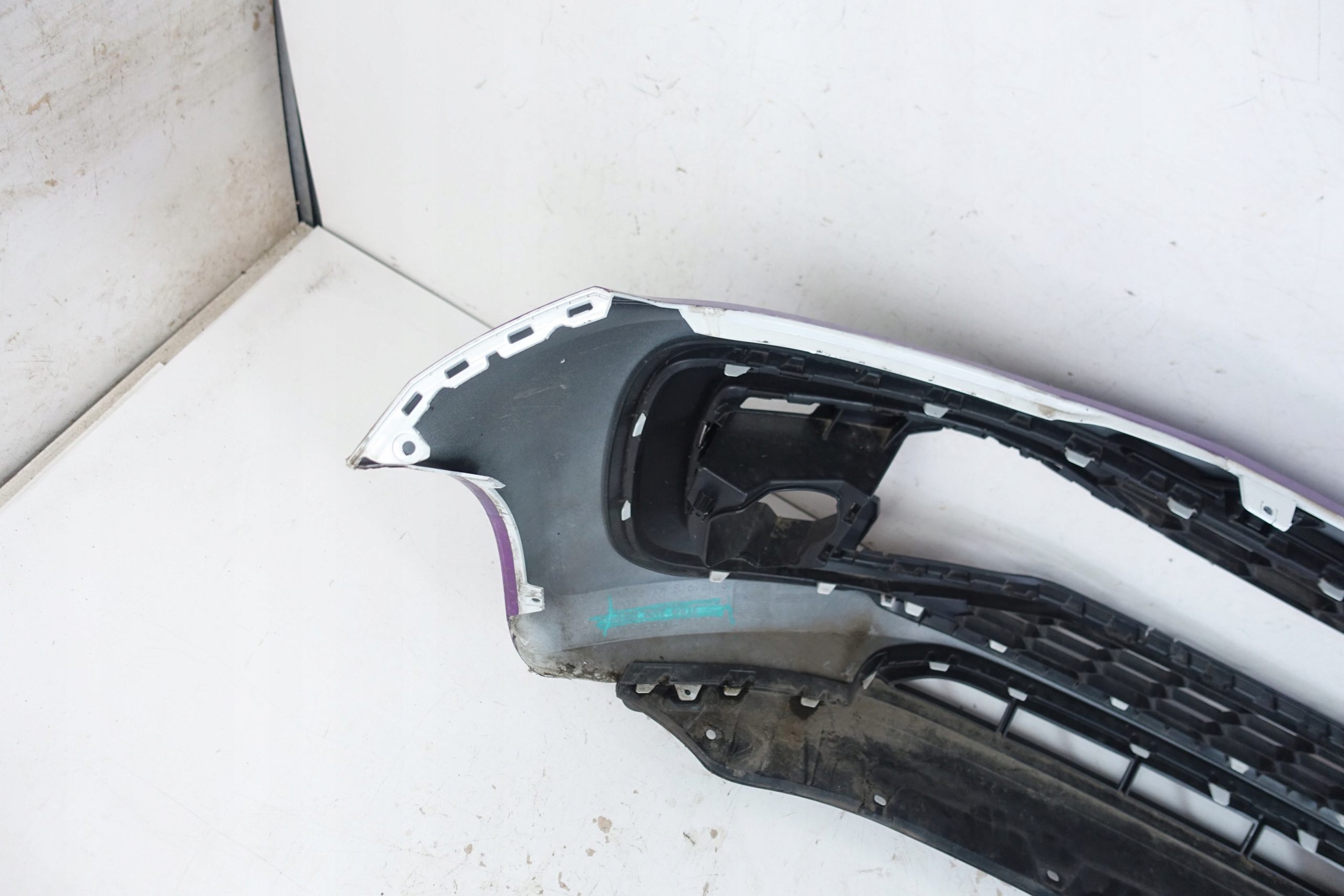 VOLKSWAGEN UP LIFT 2016- bumper front front 16-23 1S0807221F
