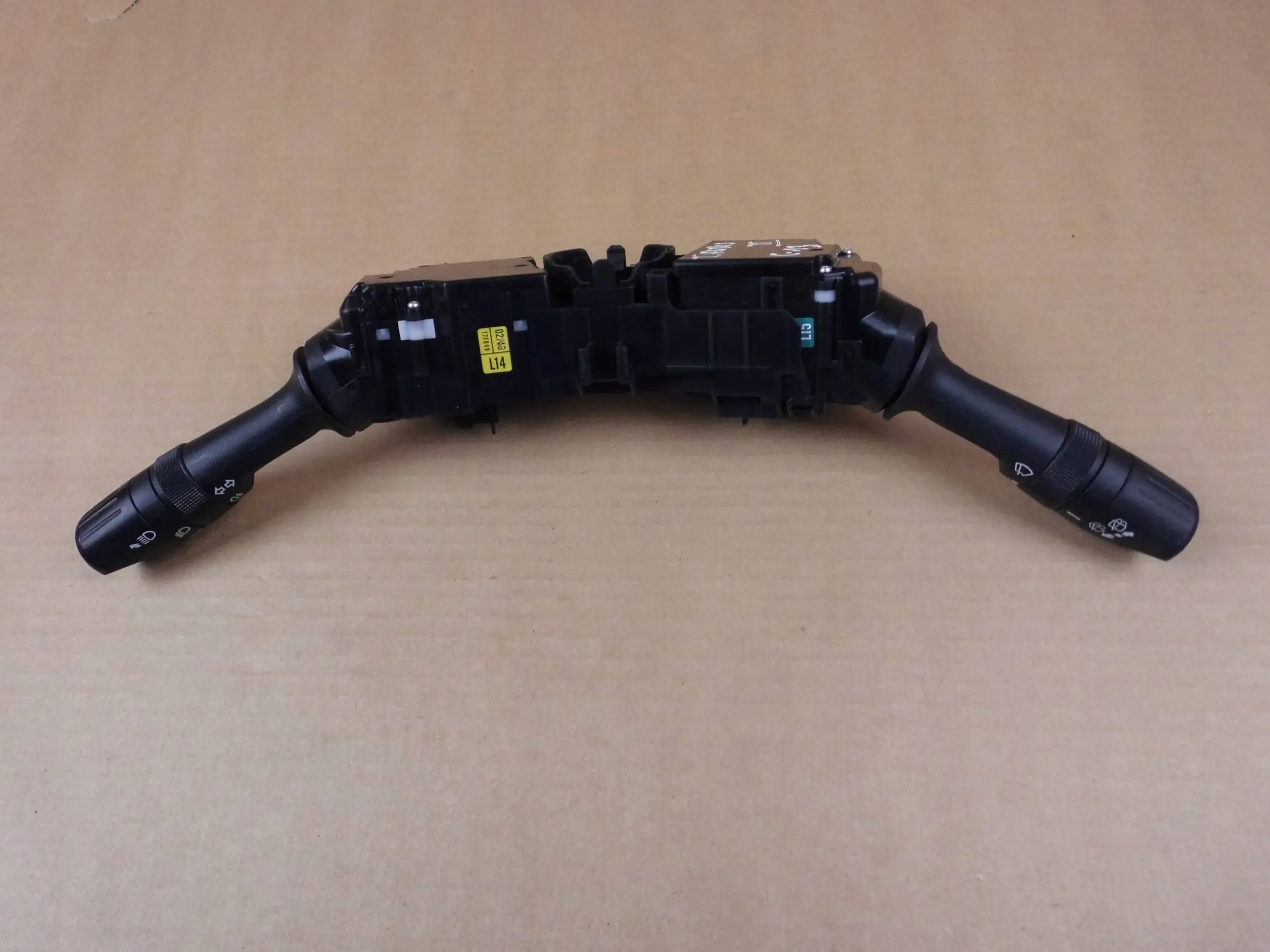 Toyota Auris II Interruttore comando luci tergicristalli DEVIO LUCI DEVIO indicatori di direzione