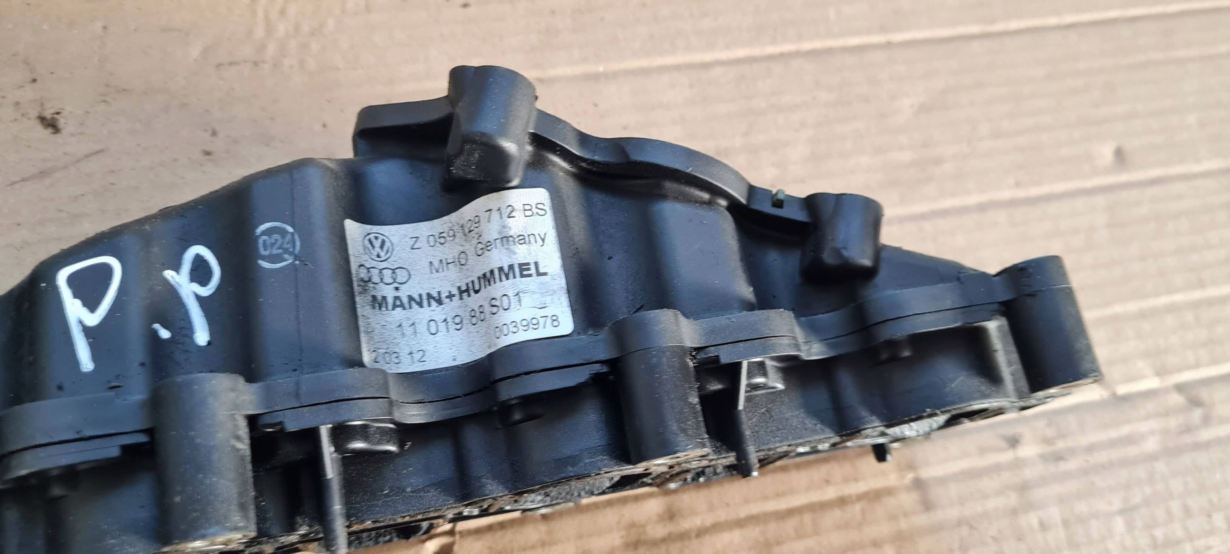 A6 C6 LIFT saugrohr unterteil rechts 3.0 TDI 059129712BS A4 B8 A5 8T