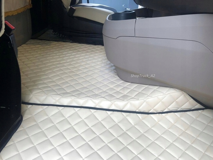 DYWANY DYWANIKI PIKOWANE DAF XG XG OD 2021 R EAN 5903699312490