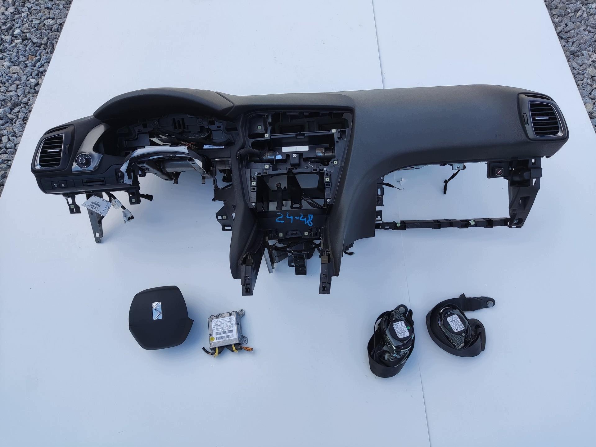 dashboard console airbag airbag tension belts SENSOR CITROEN DS5 2011-2015