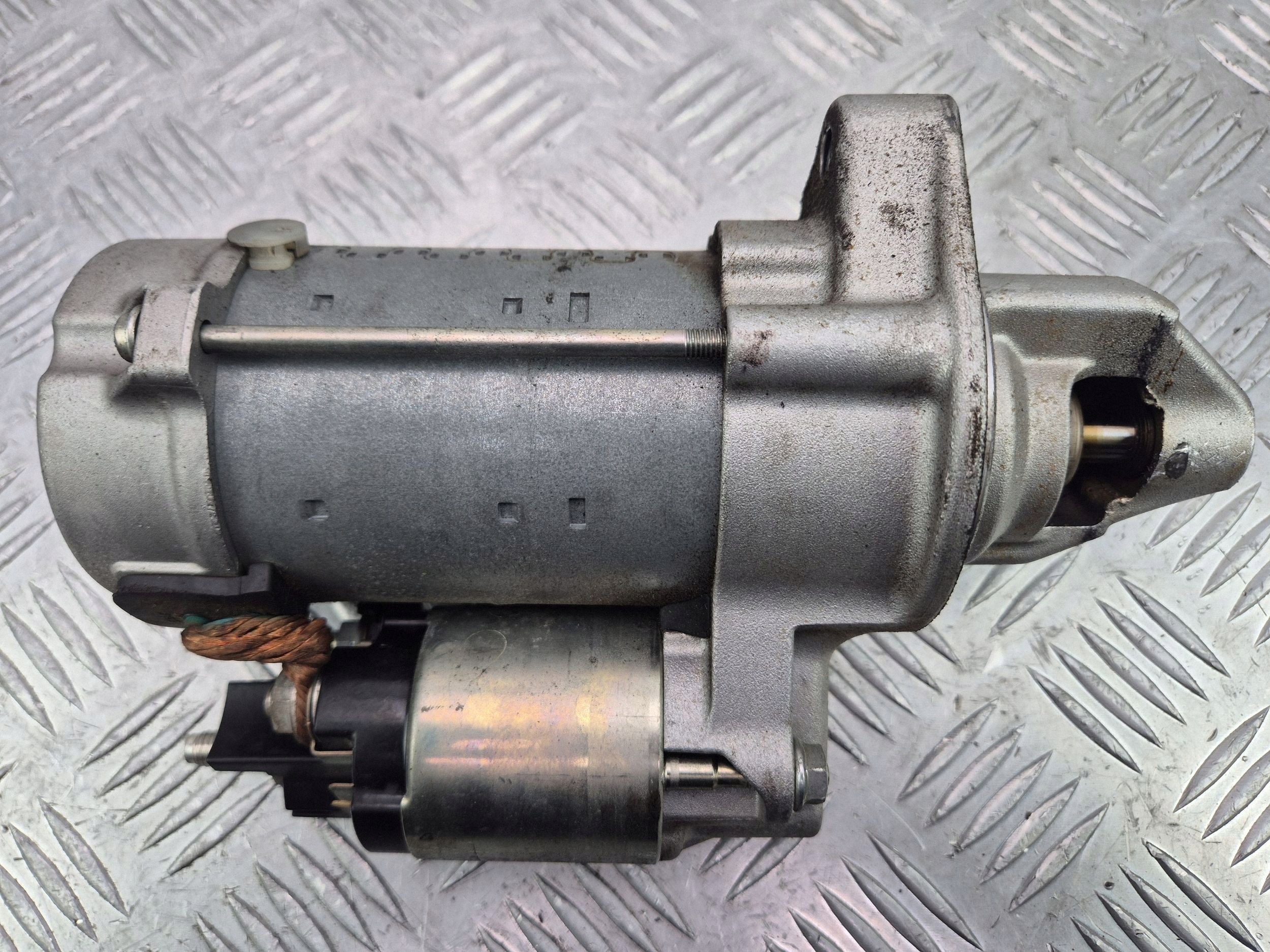 Mercedes C200 W205 2.0 starter 274.920 A2749062100