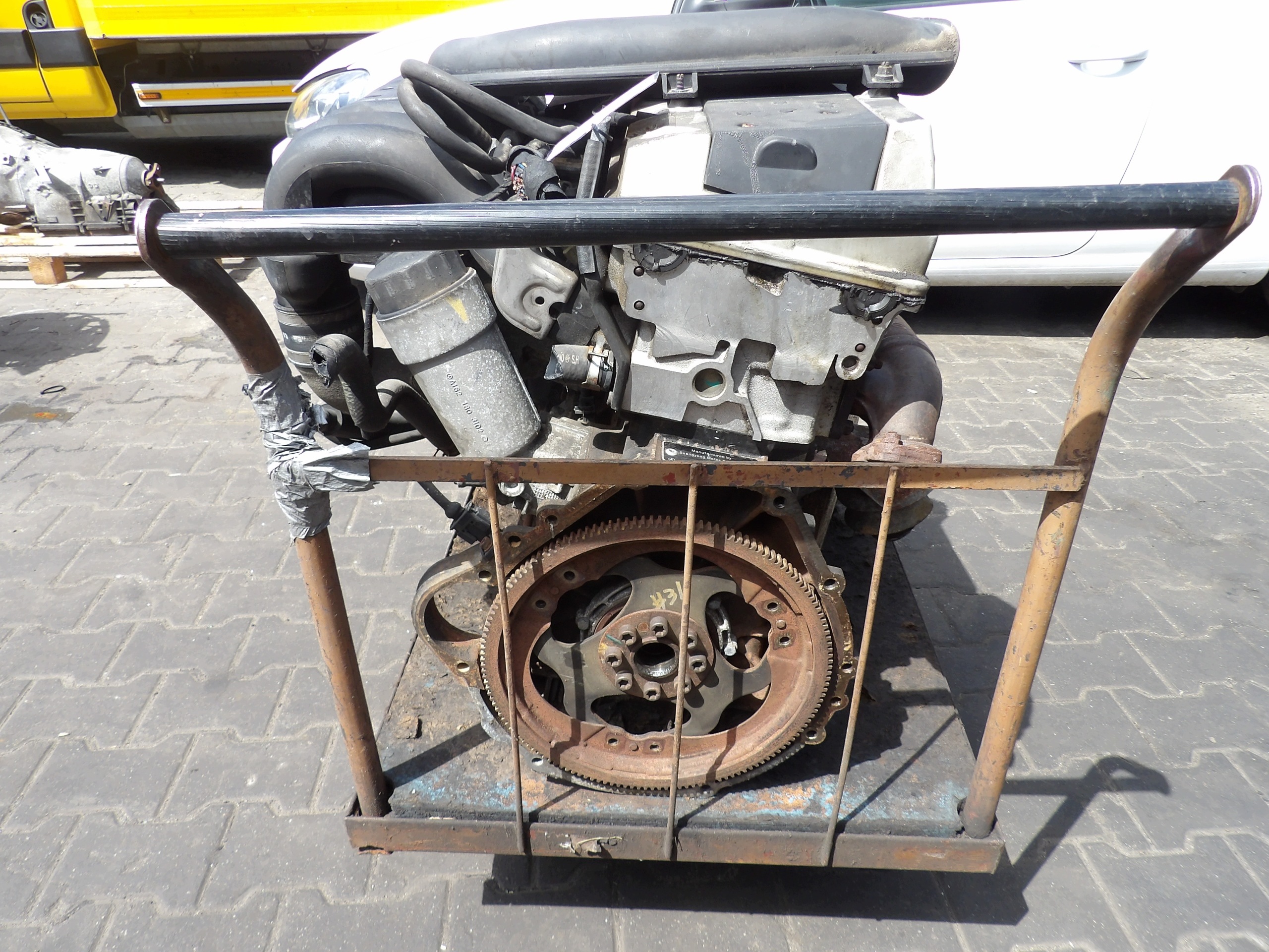 Daewoo Chairman, Mercedes 3,2 petrol engine complete