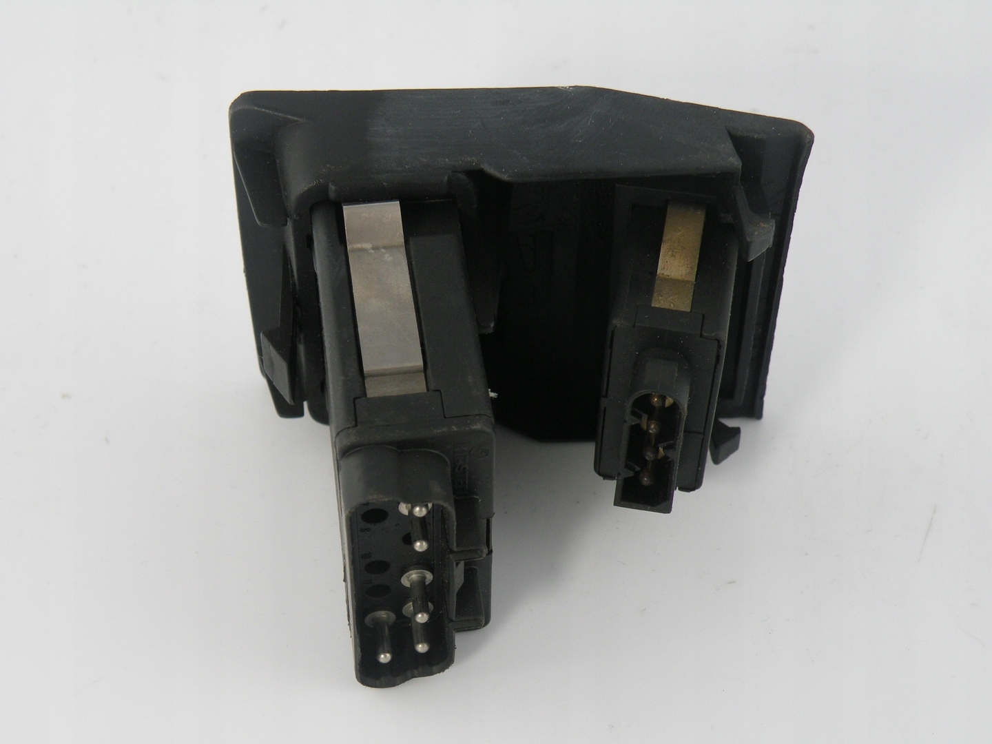 interruttore luci BMW 525 38813706 BMW