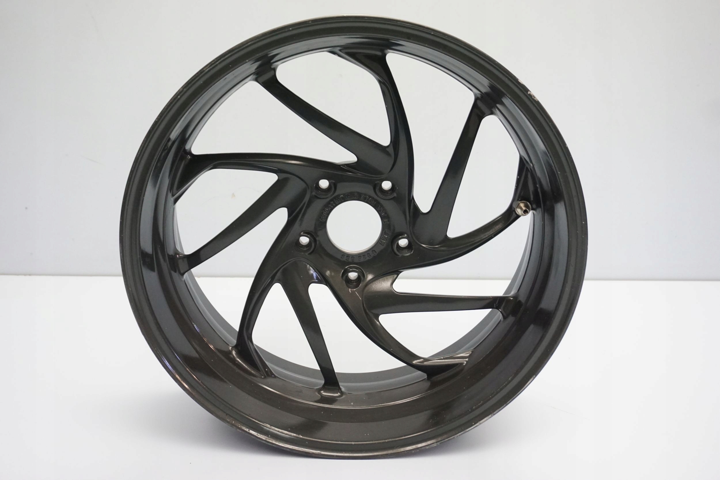 BMW K 1300 S 08-16 ОБІД ЗАДНІЙ ЗАДНІЙ