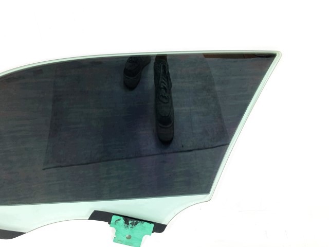 Dodge Charger 2015+ window right front of the passenger