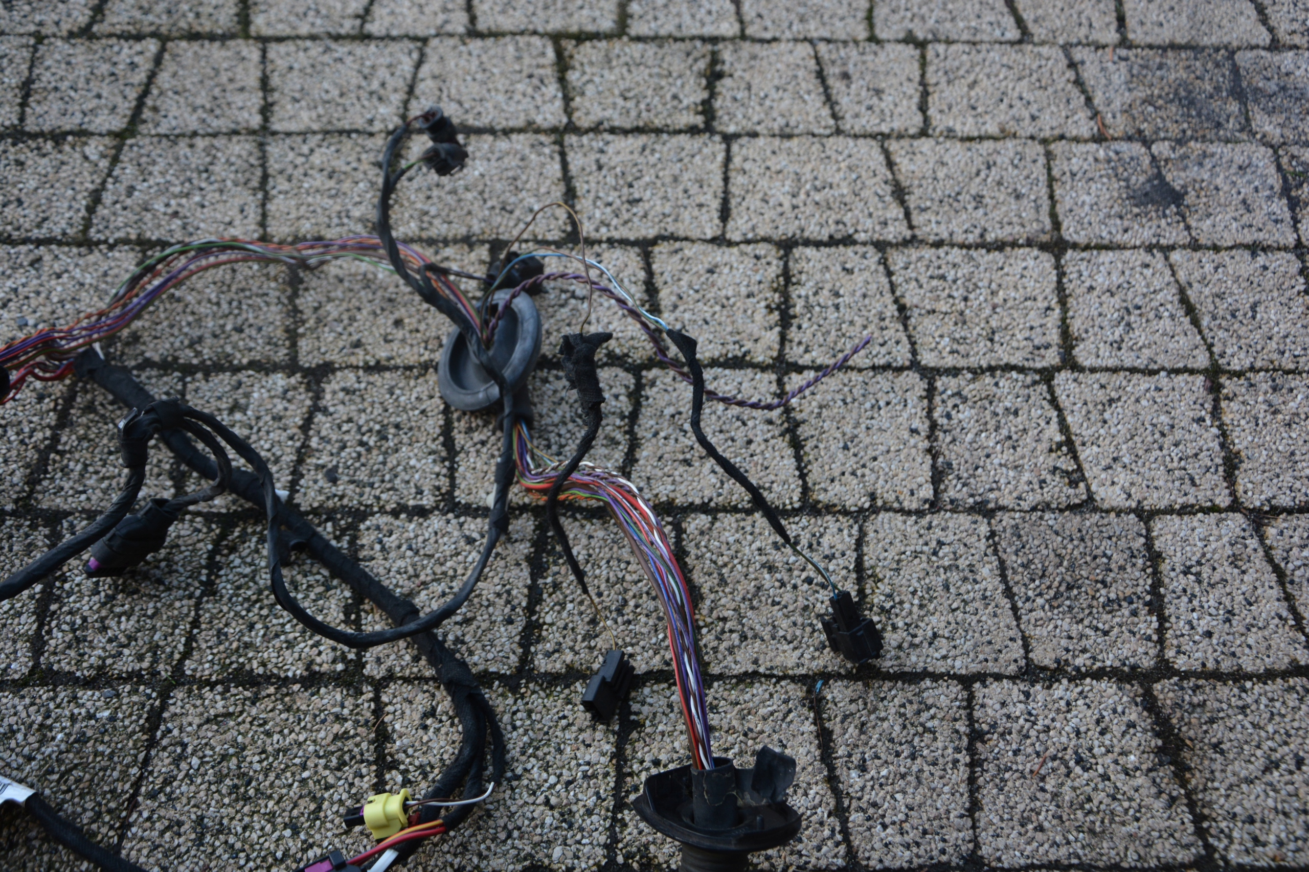 WIAZKA DRZWI LP PP AUDI A7 4G8971030BG 4G8971029CK Car type 4x4 SUV Passenger cars