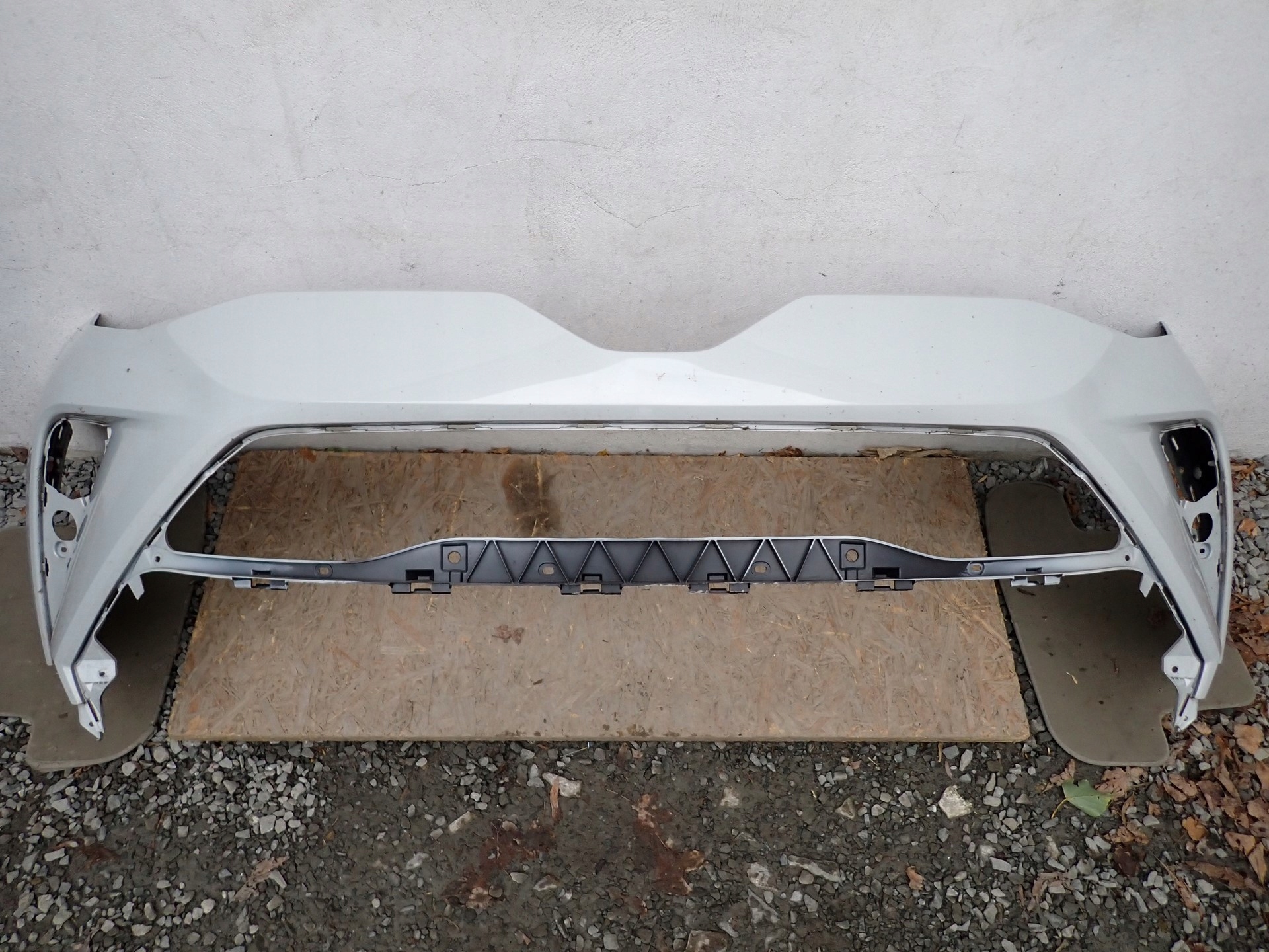 bumper front front TOYOTA CHR CH R LIFT 2019-2023R