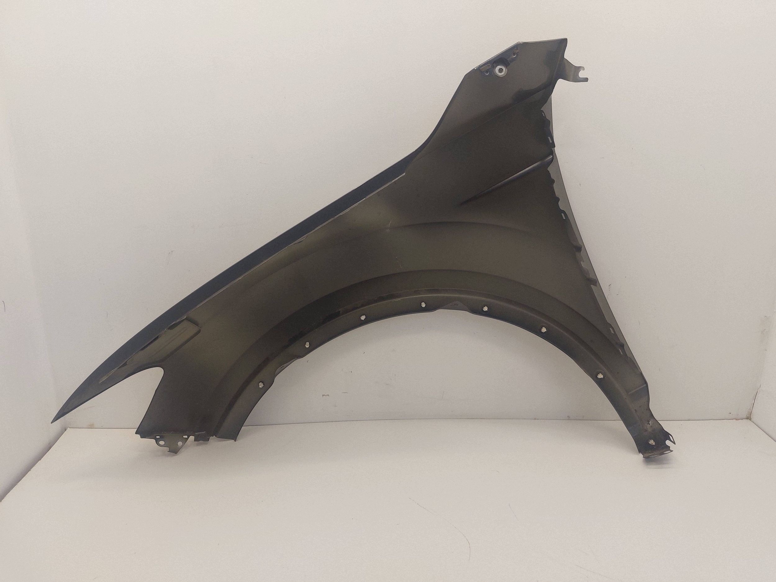 VW T-ROC 2GA 17r> fender right front front