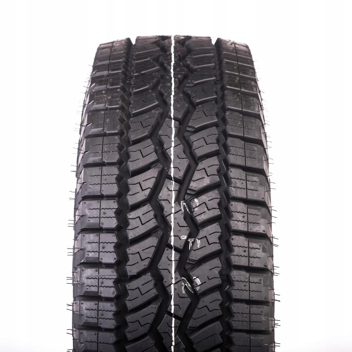 2x OPONY CAŁOROCZNE 275/65R18 Falken WILDPEAK AT3