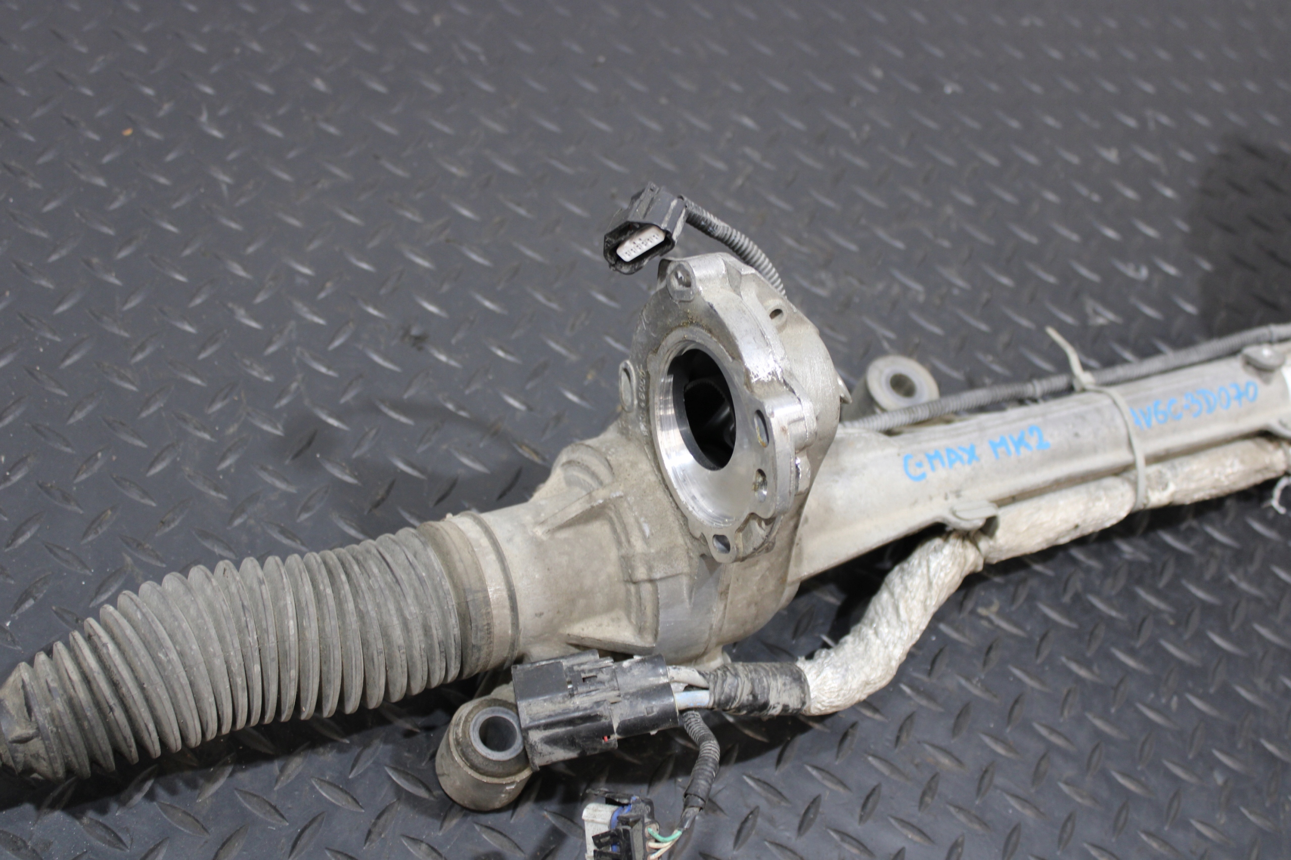 drag rod servo steering control FORD C-MAX MK2 AV6C-3D070-AD