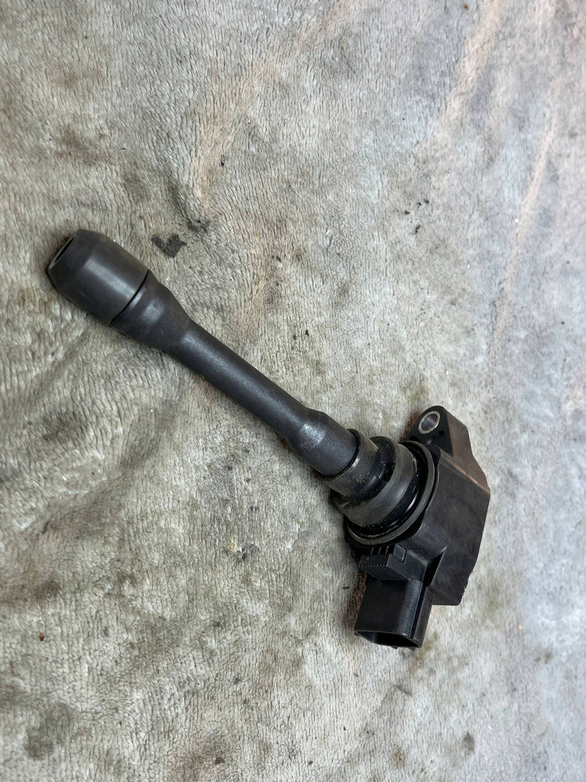 NISSAN 224481KT0A coil ignition !J