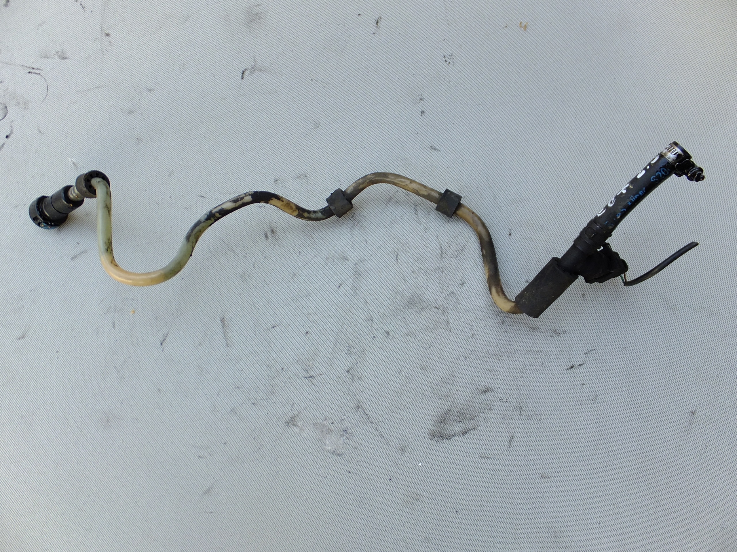 fuel line bmw e87 2,0 d 2007r