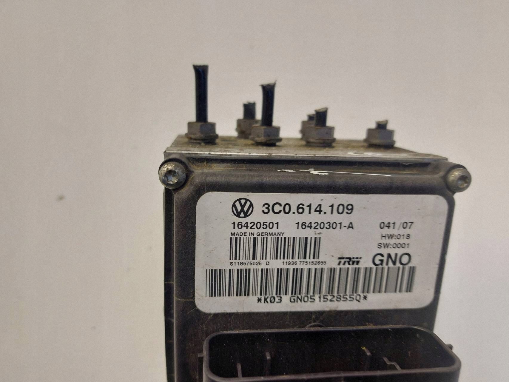 PASSAT B6 Bedienteil Pumpe ABS 3C0614109 1642030A