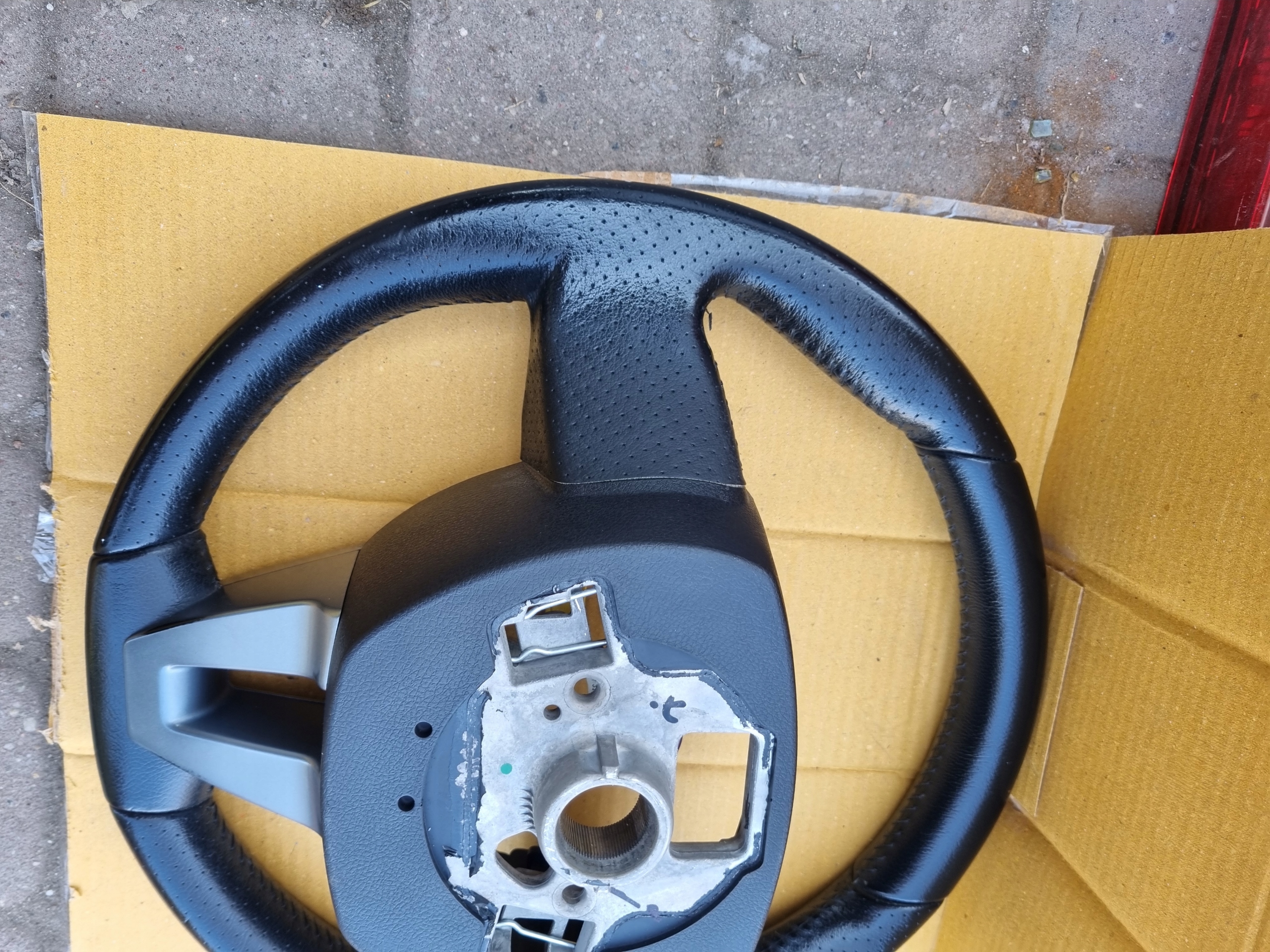 руль seat Leon II 5P0419091AR кожа
