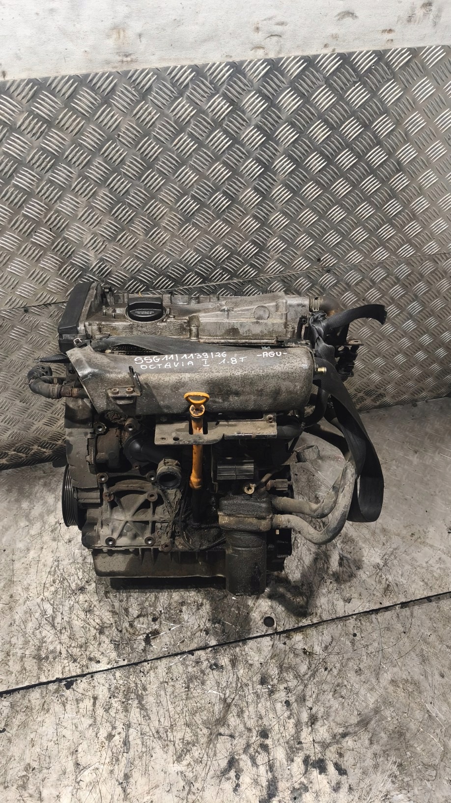 engine unprotected pillar SKODA OCTAVIA and 1999r 1.8B AGU