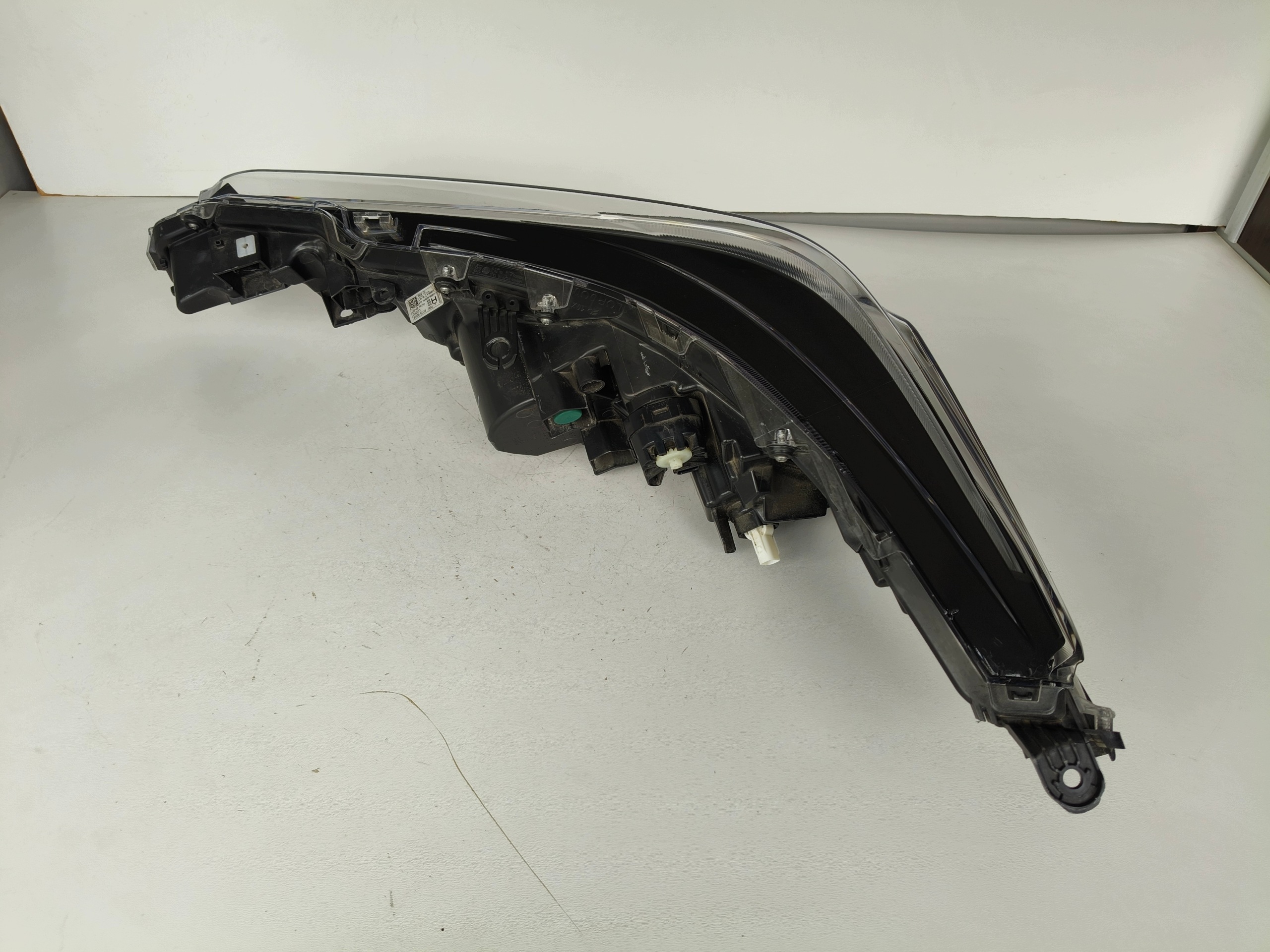 feu droit REFLEKTOR TOYOTA COROLLA E21 22- LIFT FULL LED