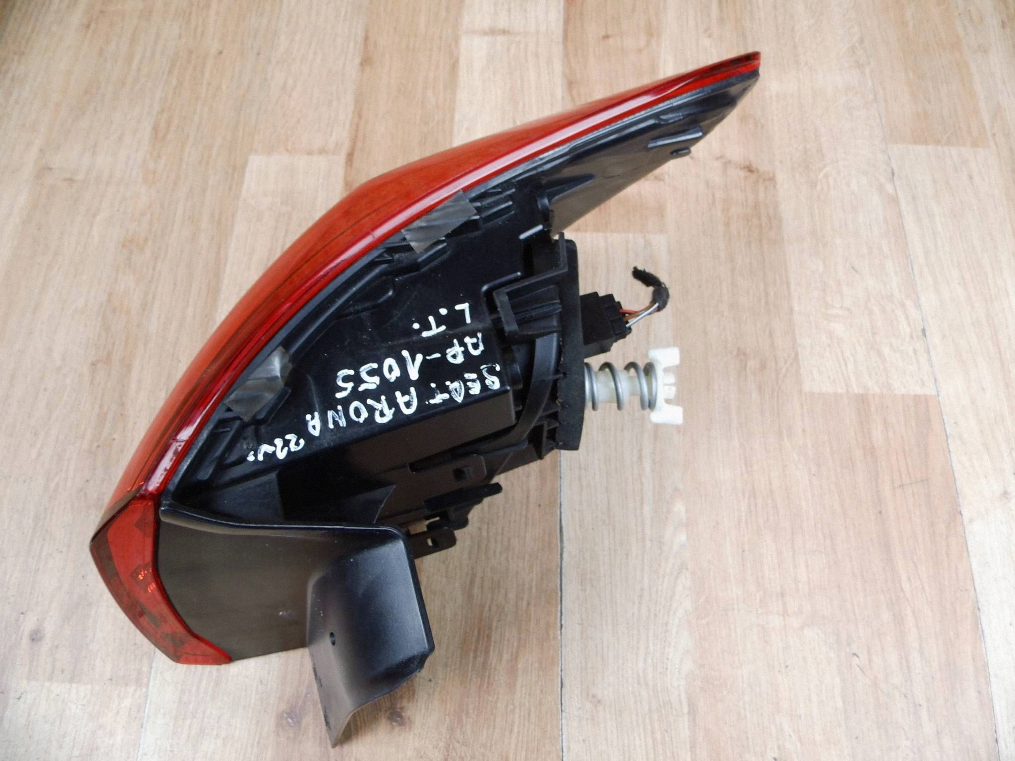 Seat Arona 2017-2026 light left rear rear part left