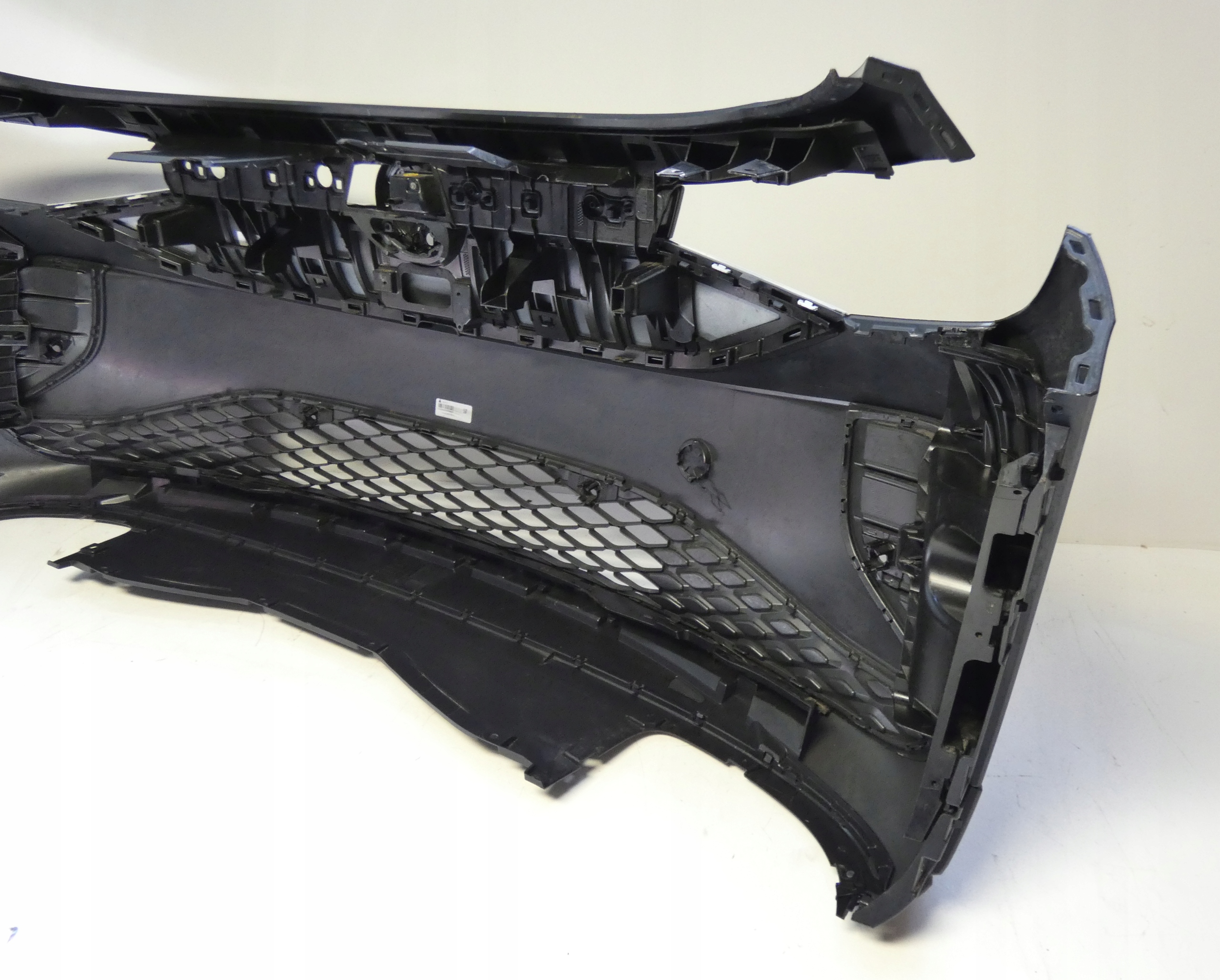 VW ID.4 ID4 11A807221 2020- below 4 PDC bumper front front