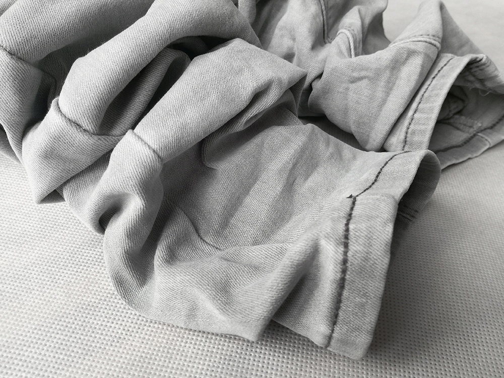 SZARE JEANSY SPODNIE WYSZCZUPLAJĄCE MODELUJĄCE Stan (wysokość w pasie) średni