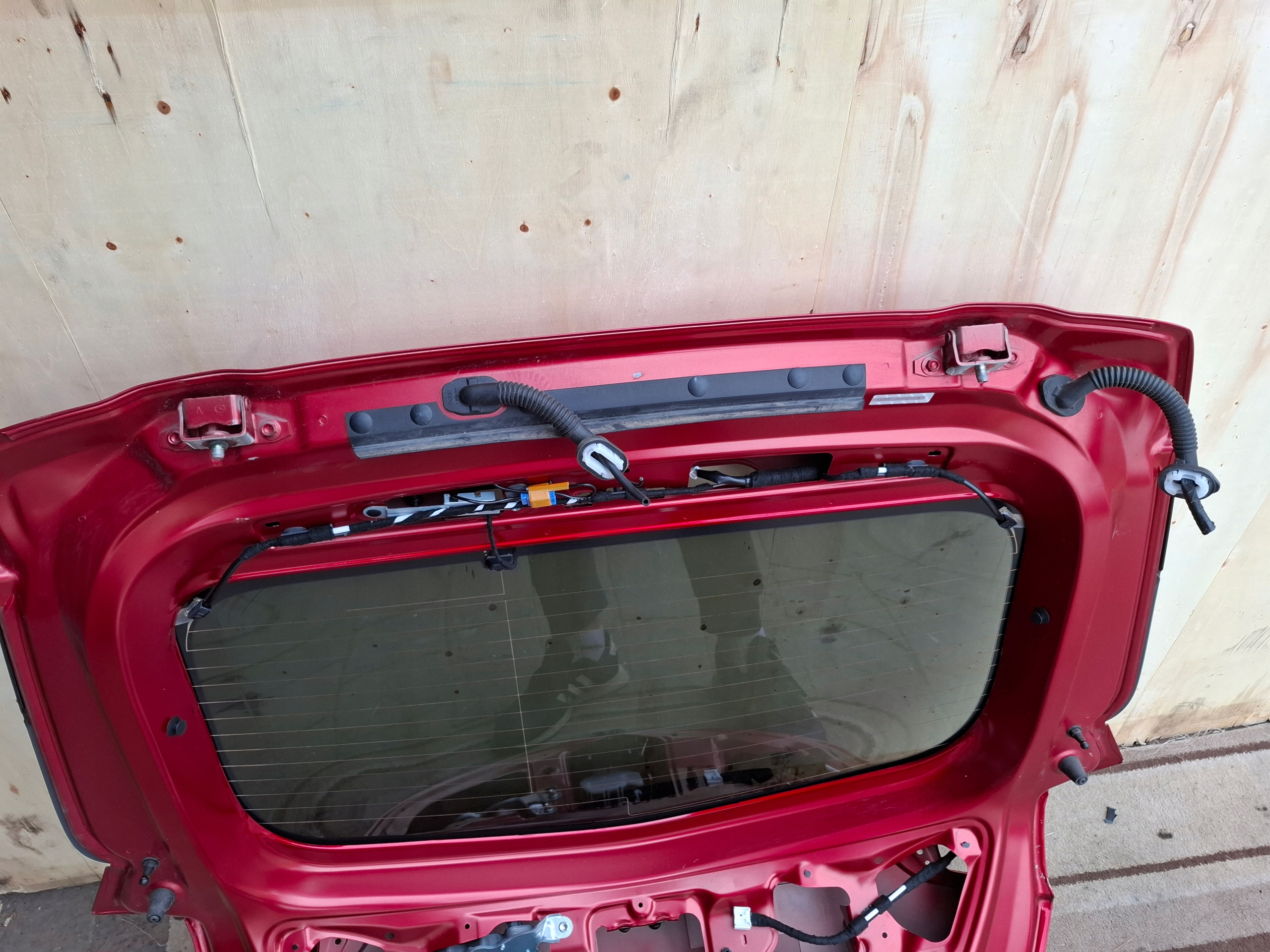 heckklappe kofferraumdeckel MAZDA 2 rote 22r 5D