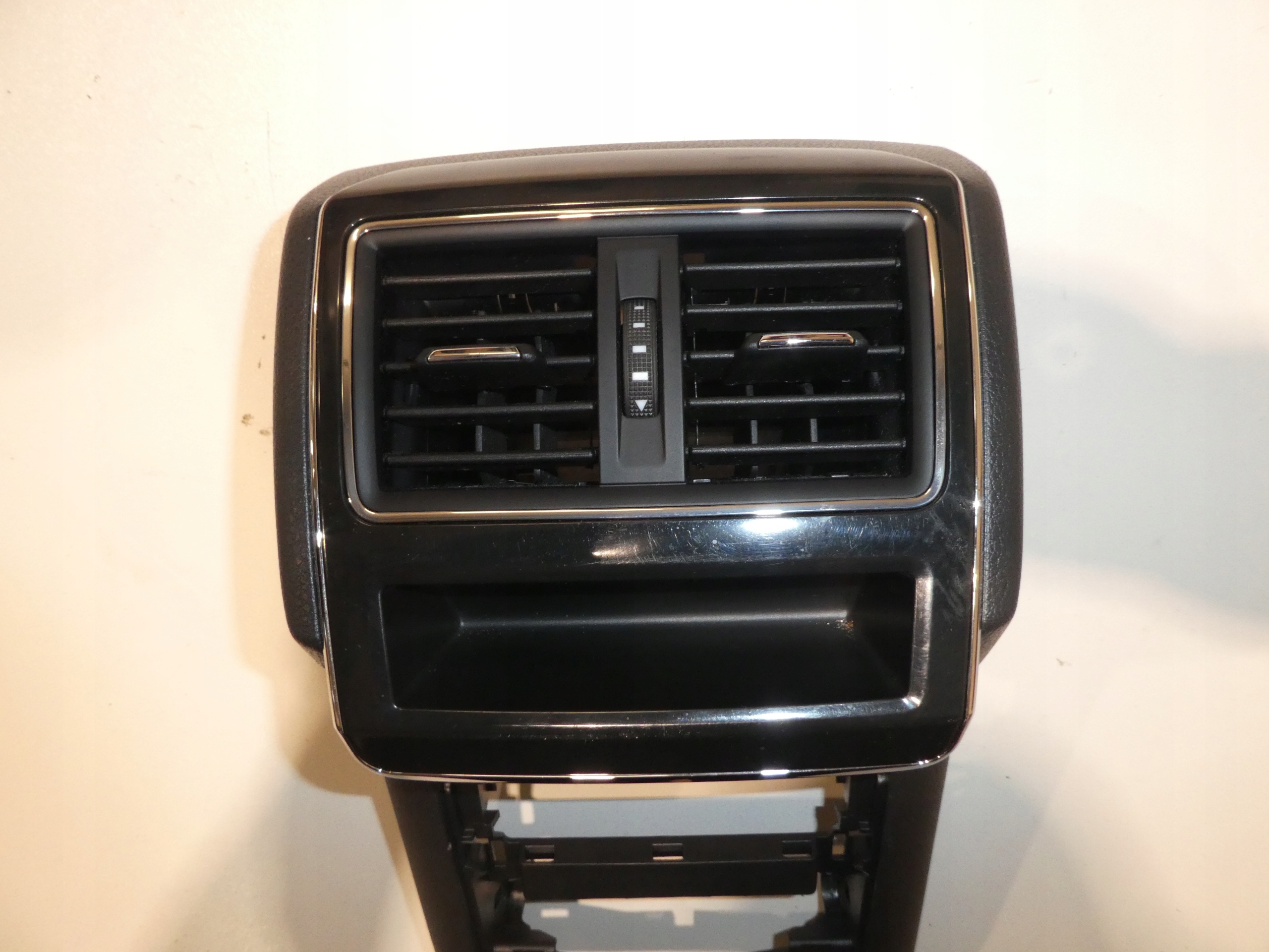 RÁM PANEL obal TUNELU SKODA SUPERB III 3 3V0857289A