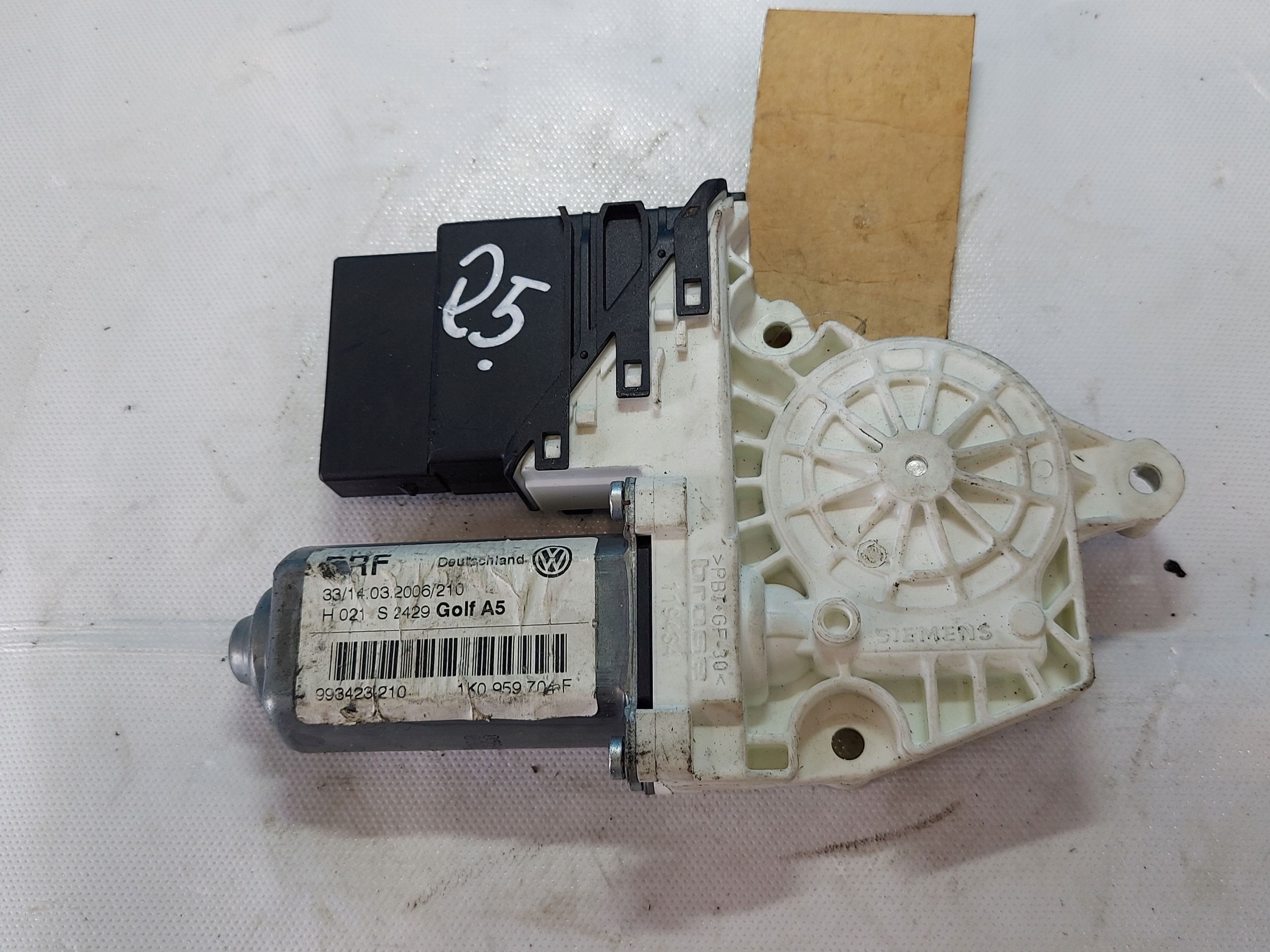 engine lifting windows GOLF V 993425200 right rear part