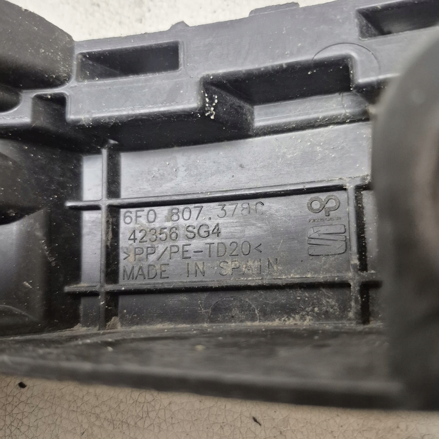 SEAT IBIZA V 5 17-> bracket holder support right rear part